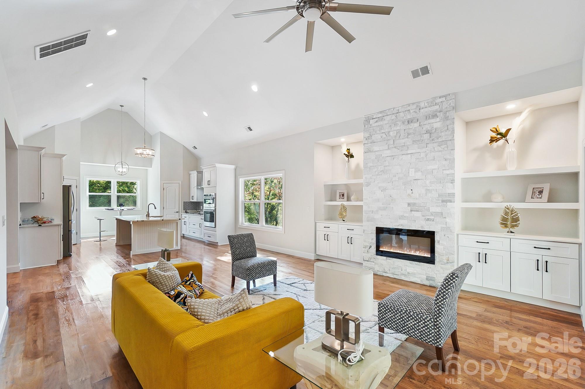 467 COUNTRYWOOD Place SE