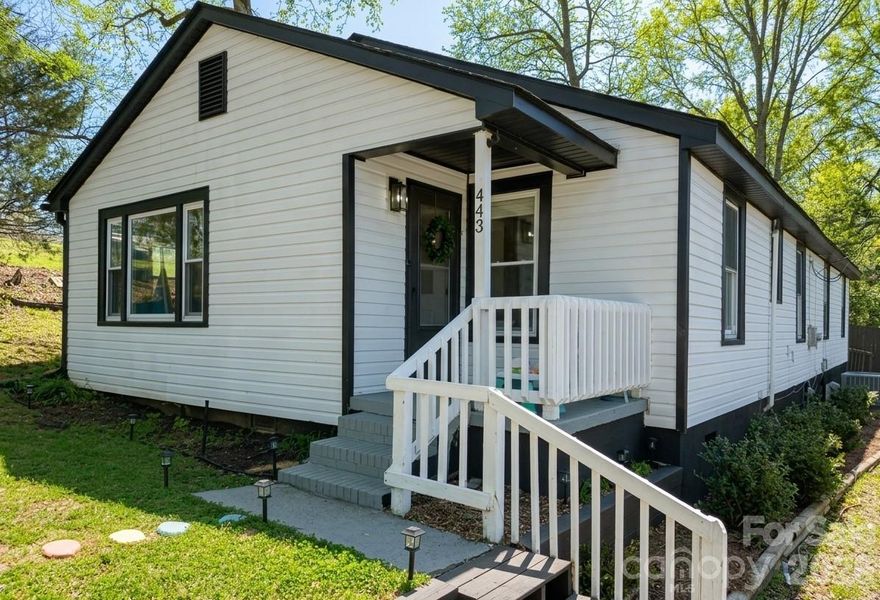 Stunning Fully Renovated Home with Detached Office 450 sqft office and Seller Credit!
Step into this beautifully updated property featuring a full interior remodel completed in 2024. The home boasts a completely renovated kitchen with modern finishes, and a stylishly updated bathroom. Enjoy added value and peace of mind with a 2023 roof, ensuring years of durability.
A rare bonus: the property includes a detached office with a carport, complete with HVAC and power—perfect for remote work, a creative studio, or extra storage.
Whether you're looking for comfort, functionality, or move-in-ready quality, this home checks all the boxes.
Plus, the seller is offering a $10,000 credit to assist with closing costs or to help buy down your interest rate!
Don’t miss the chance to own this fully upgraded gem — schedule your tour today!


Some images may be digitally enhanced for aesthetic purposes. Photos are intended to represent the property and its features.