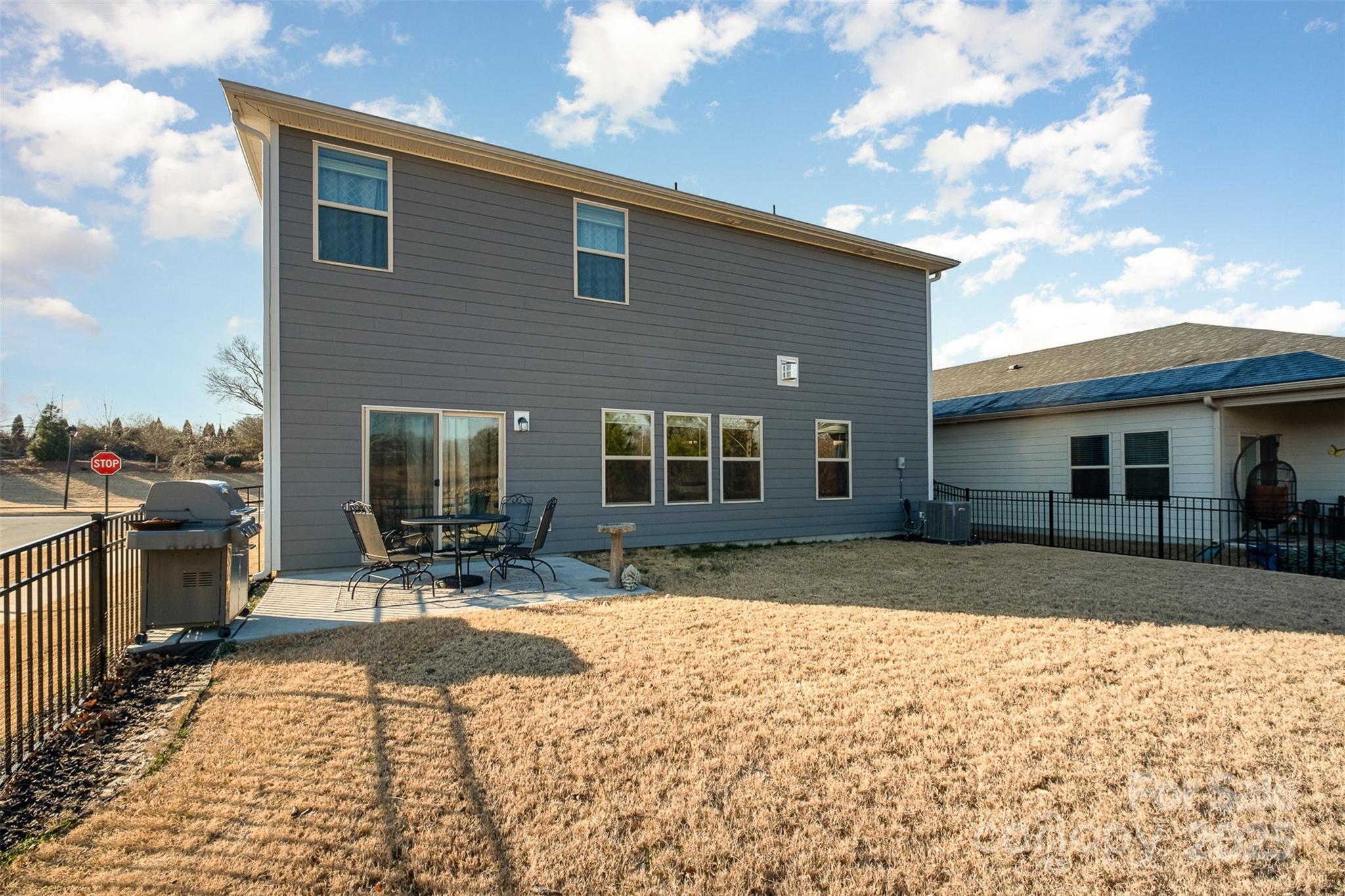 Stoneybrook Station - Residential