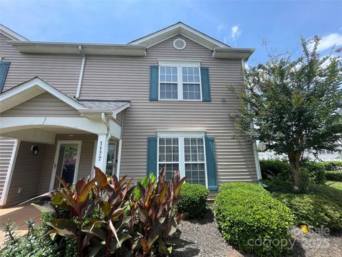1177 Triece Lane Charlotte NC 28215