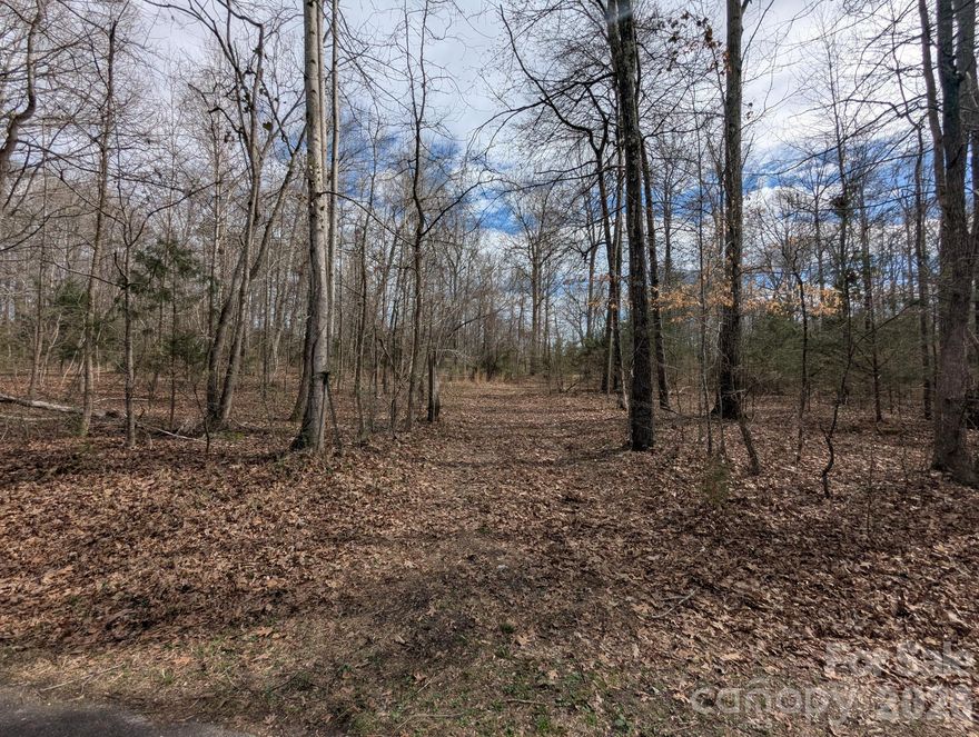 5.661 acres outside of York on a short dead-end road!  Awesome property to build your dream home!  Located North of York, and backs up to Spring Lake Country Club!  County Zoning indicates that there is a possibility to subdivide.  Check it out today!