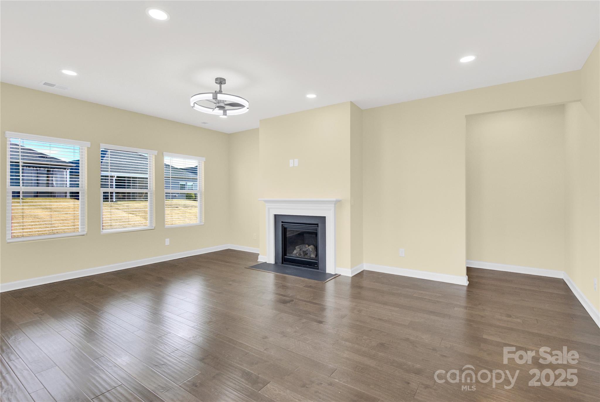 Larkhaven Hills - Residential