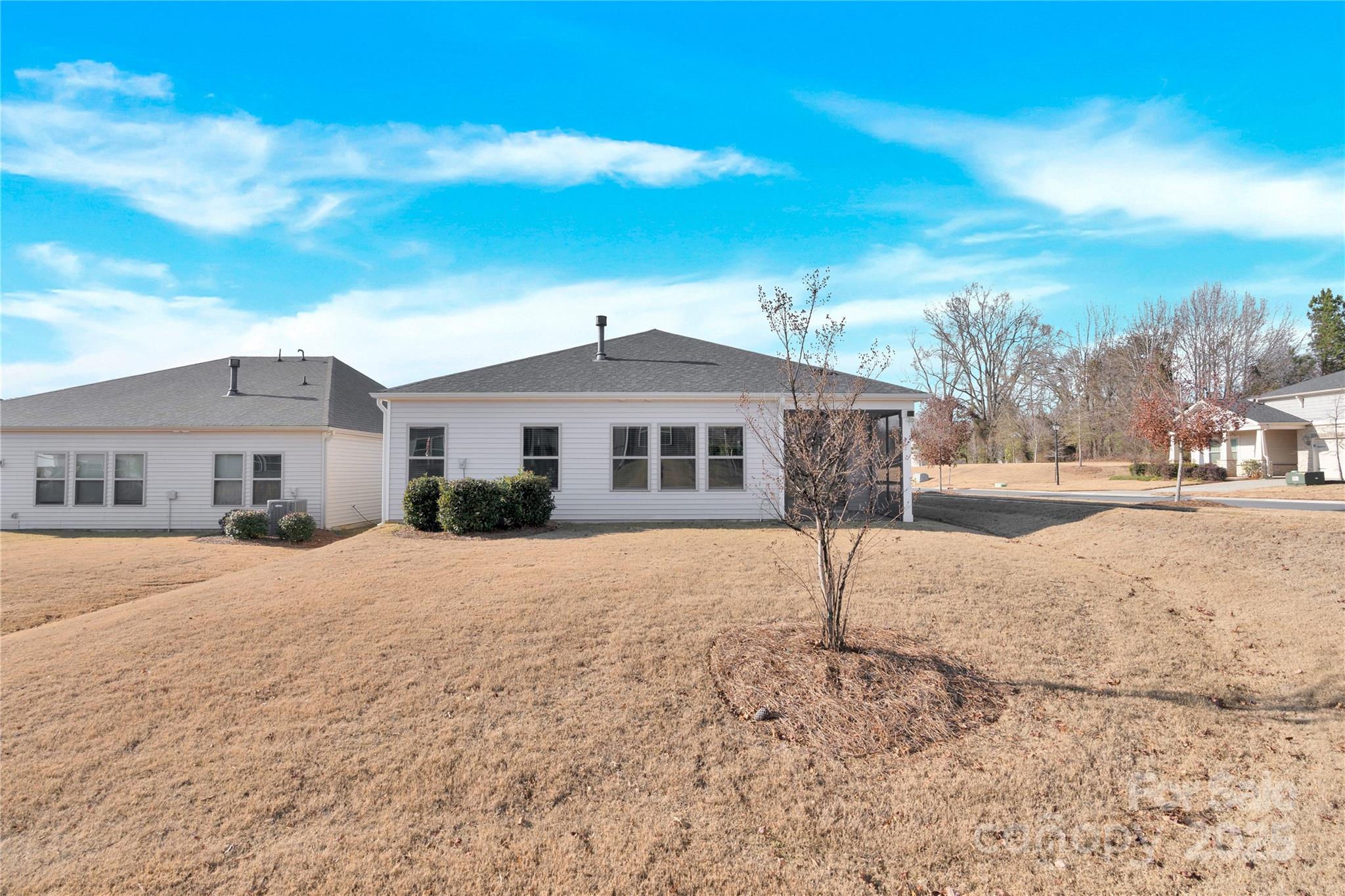 Larkhaven Hills - Residential