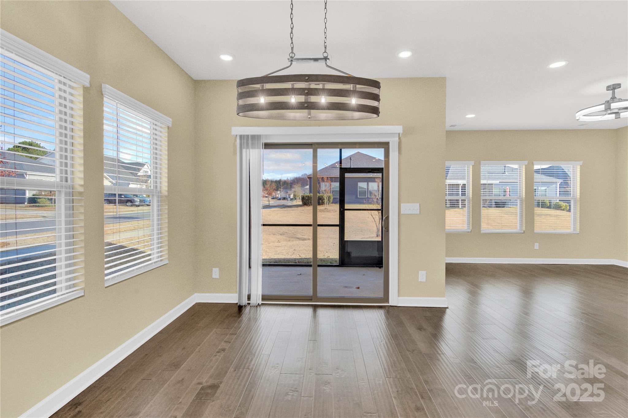 Larkhaven Hills - Residential