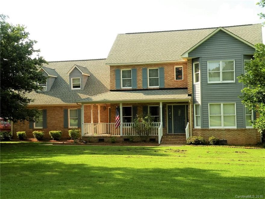 Spacious 2 story home over 1 acre flat lot in the desirable Pennington Meadows subdivision with county taxes! This great home offers a Family room with fireplace, opens to the eating area and kitchen with lots of cabinets and stainless steel appliances, pantry and sky lights. Master down with walk-in closet, master bath with double vanities, separate shower and jetted tub. Bonus room upstairs, along with 3 bedrooms, with jack & jill bathroom. Patio & front porch, Oversized 2-car garage,and more!