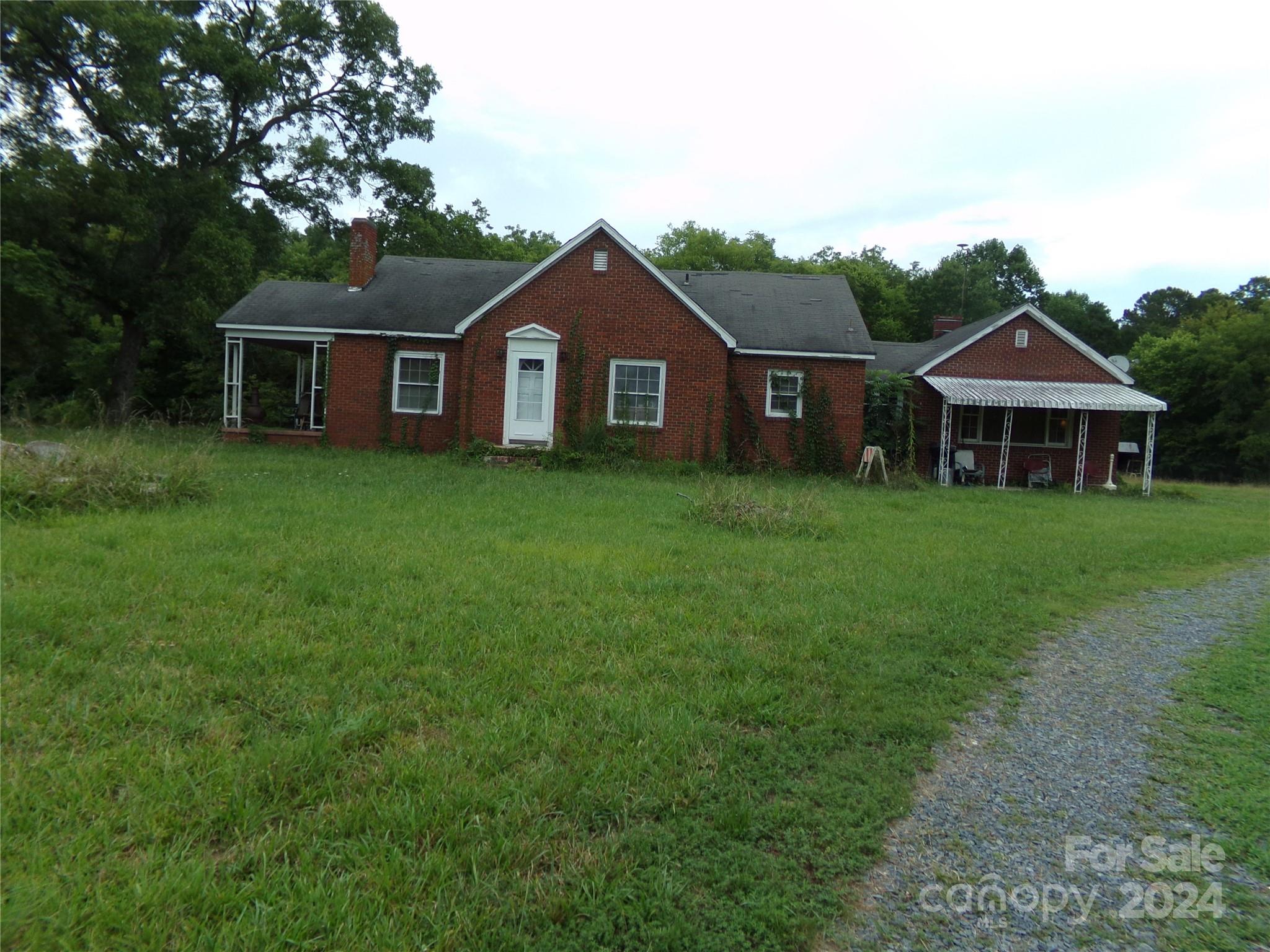 14004 Elm Street