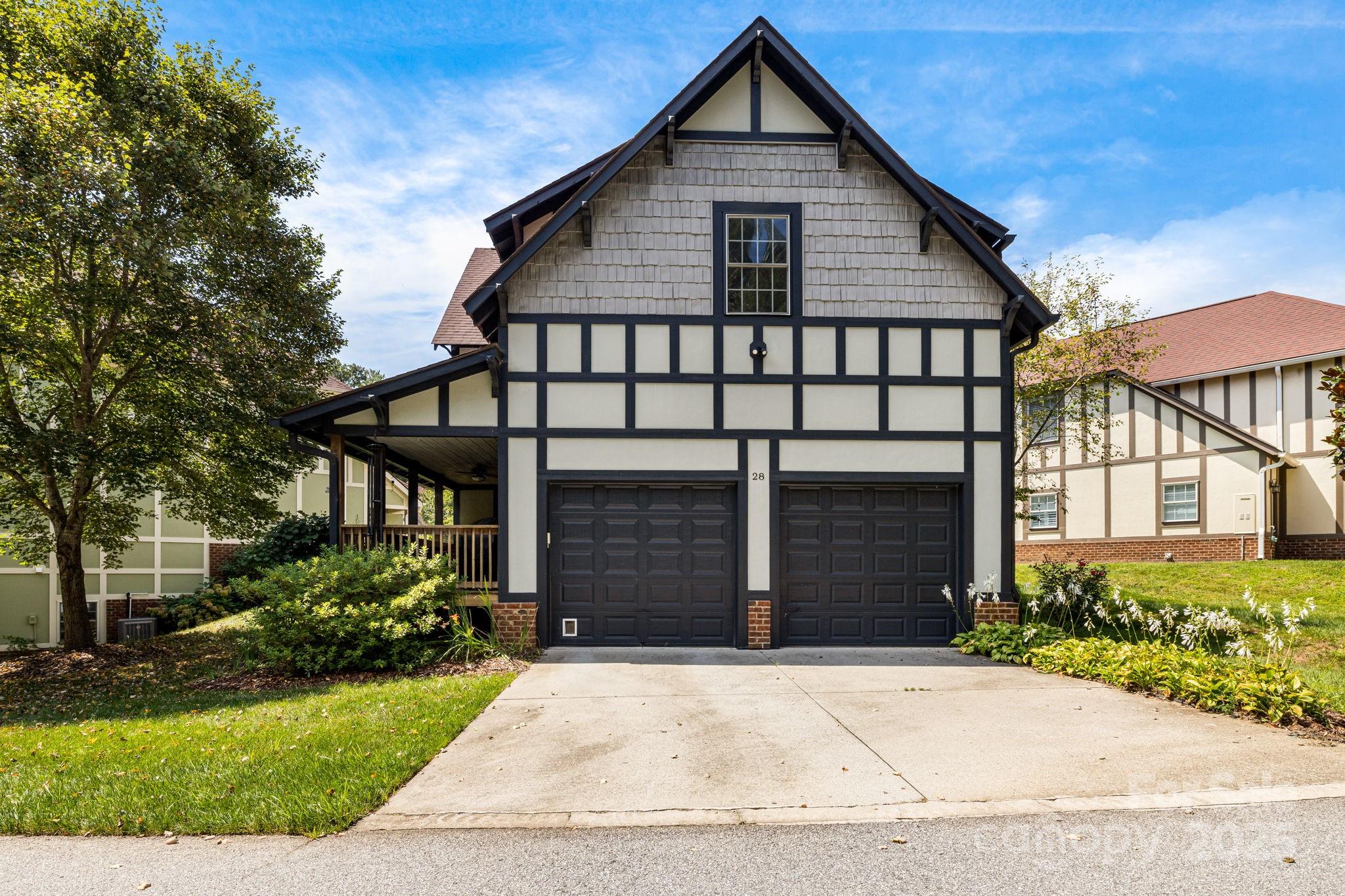 28 Trafalgar Circle