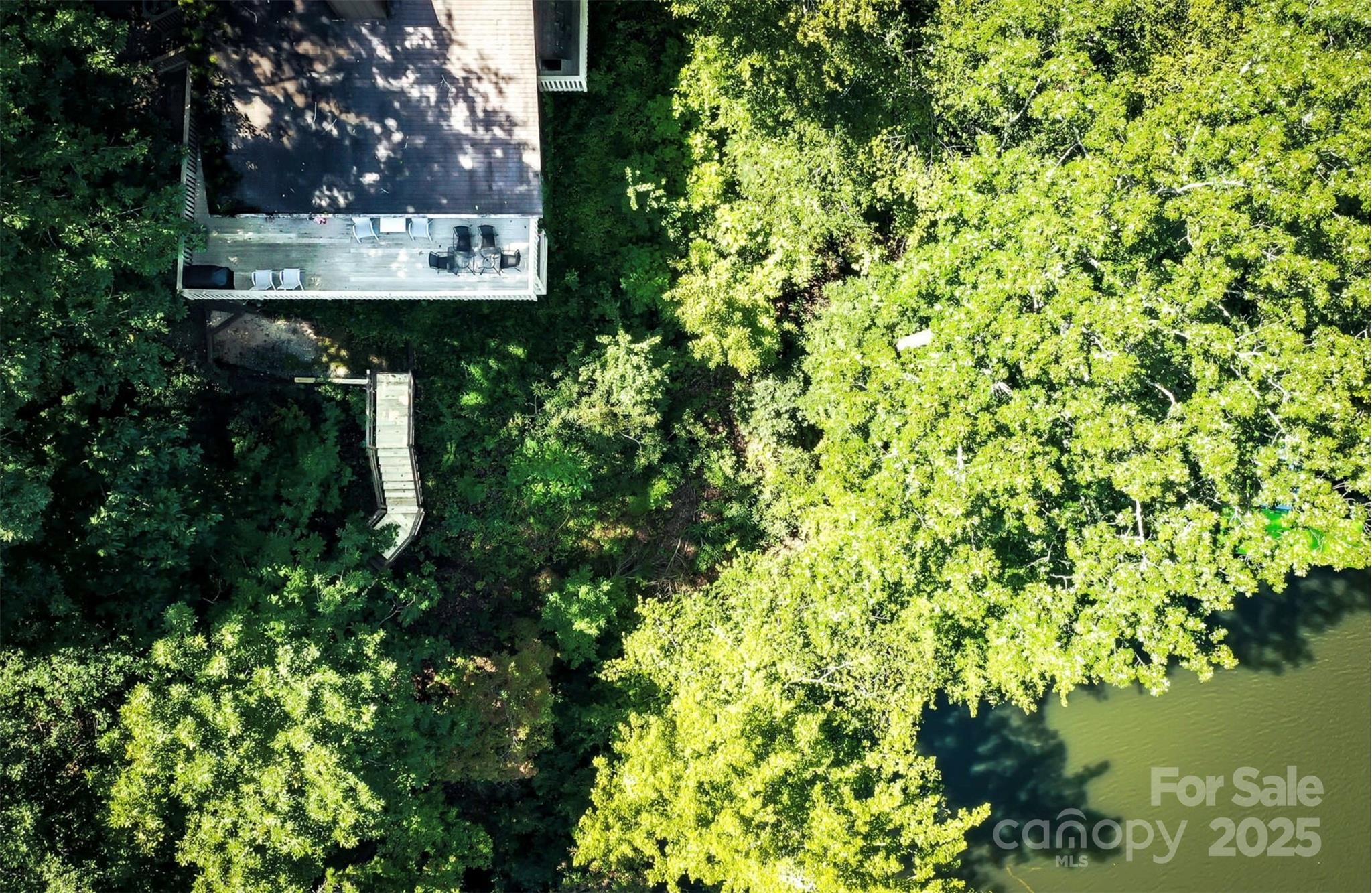 222 West Lake Drive N