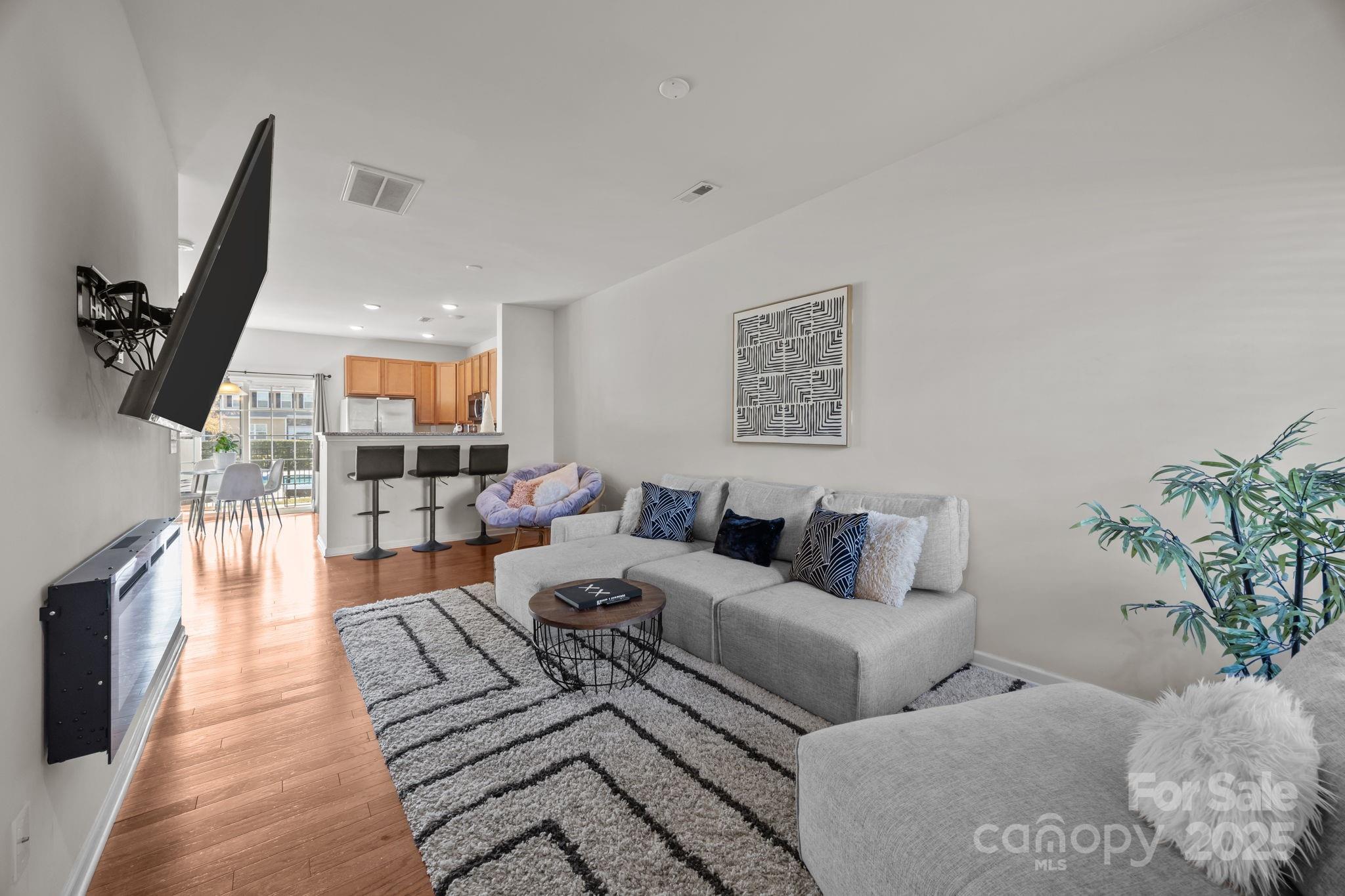 15217 Wrights Crossing Drive