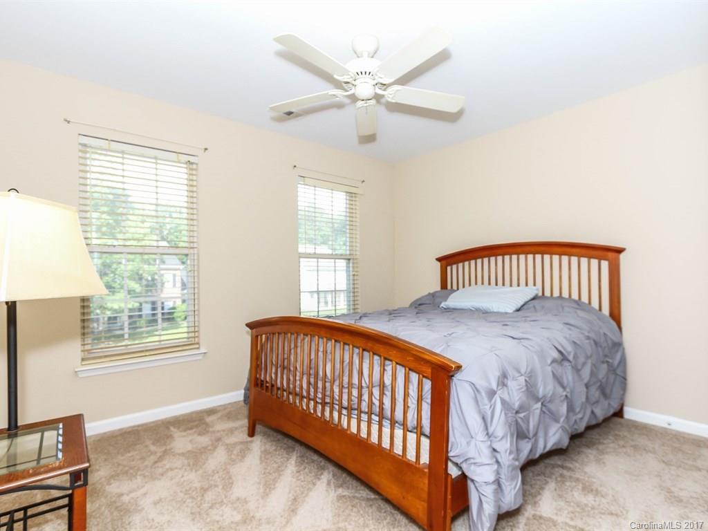 Brandon Oaks - Residential