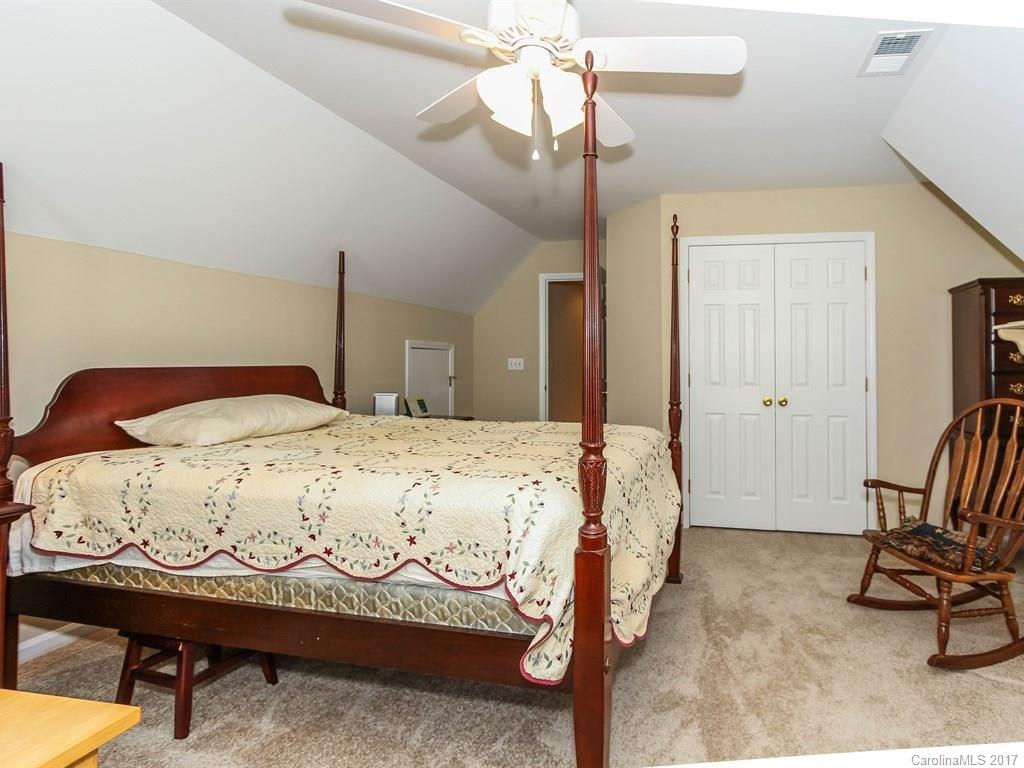 Brandon Oaks - Residential