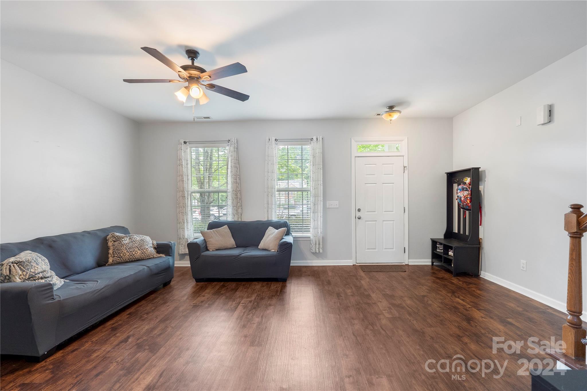 Towne Square Townhomes At Regent Park - Residential