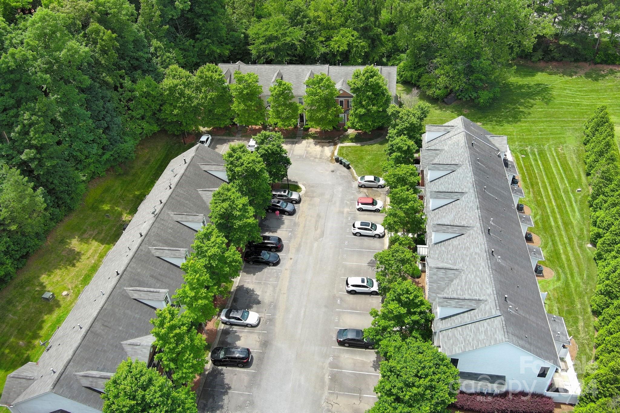 Towne Square Townhomes At Regent Park - Residential