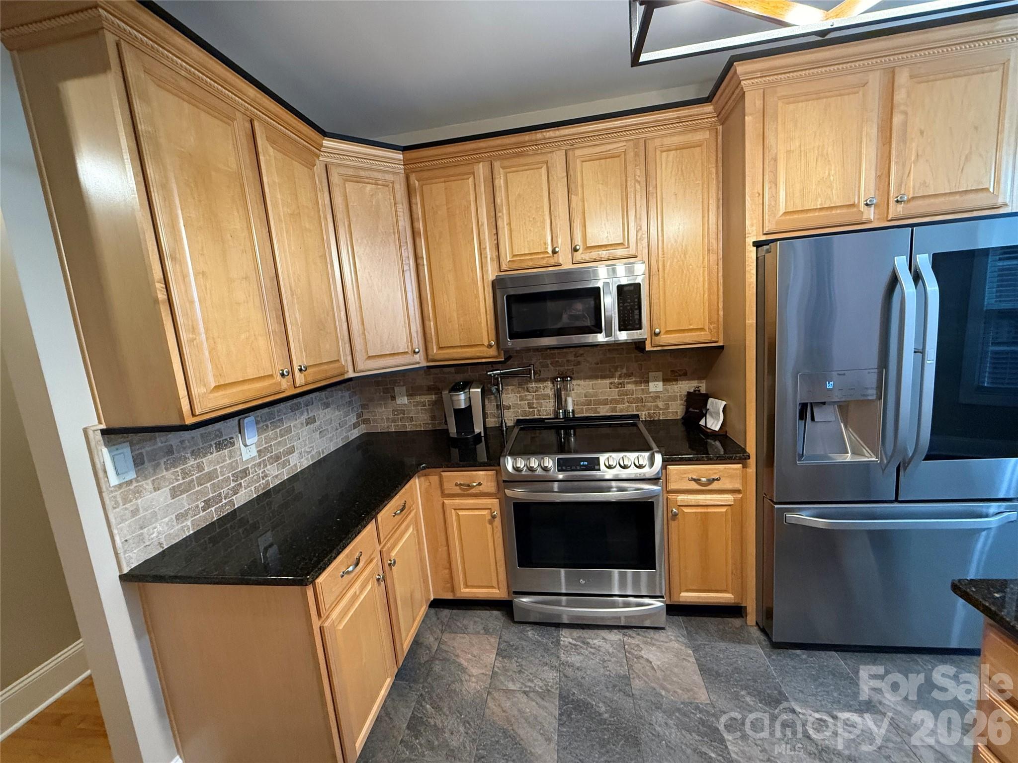 Beacon Pointe - Residential