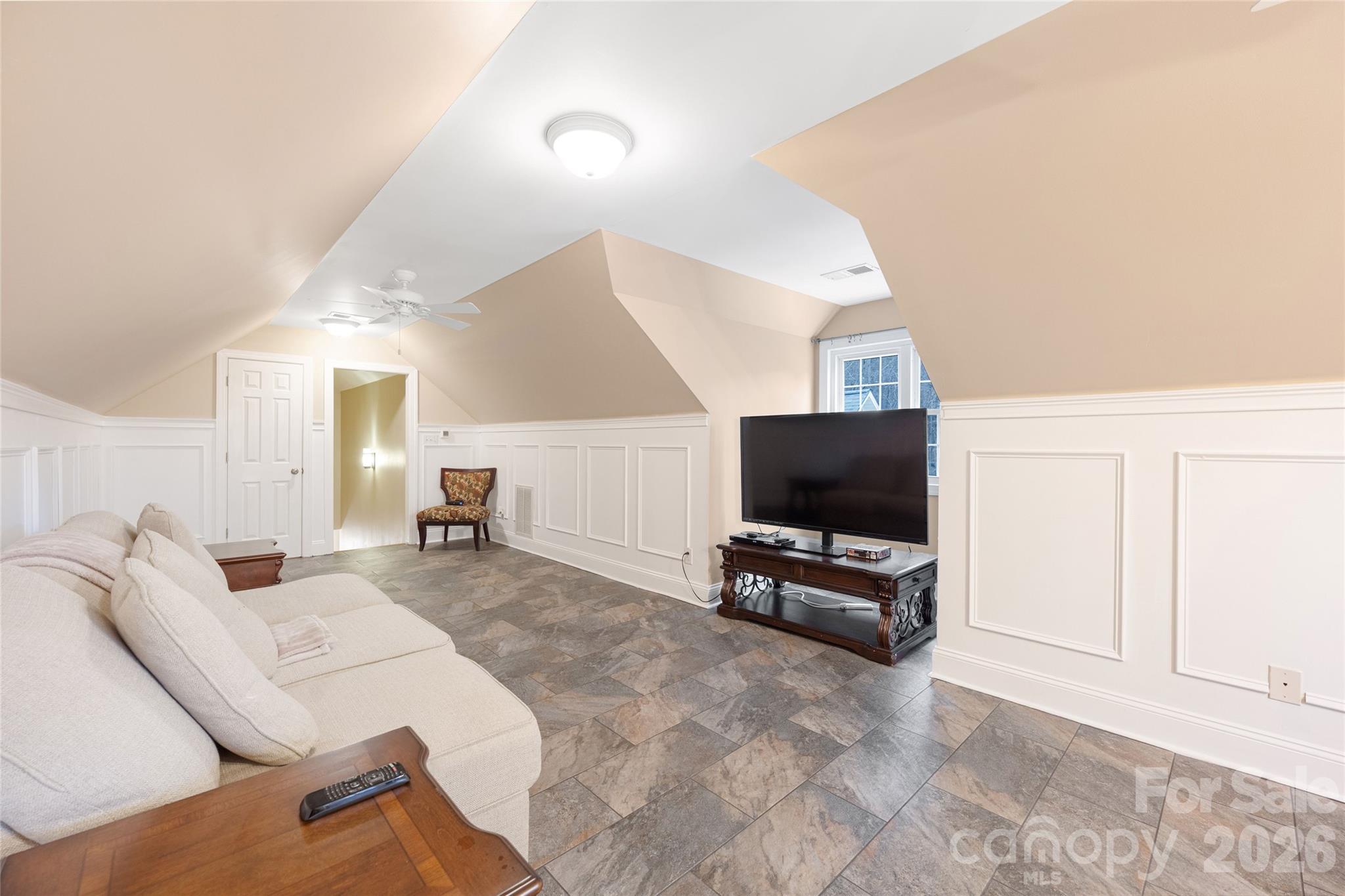 Beacon Pointe - Residential