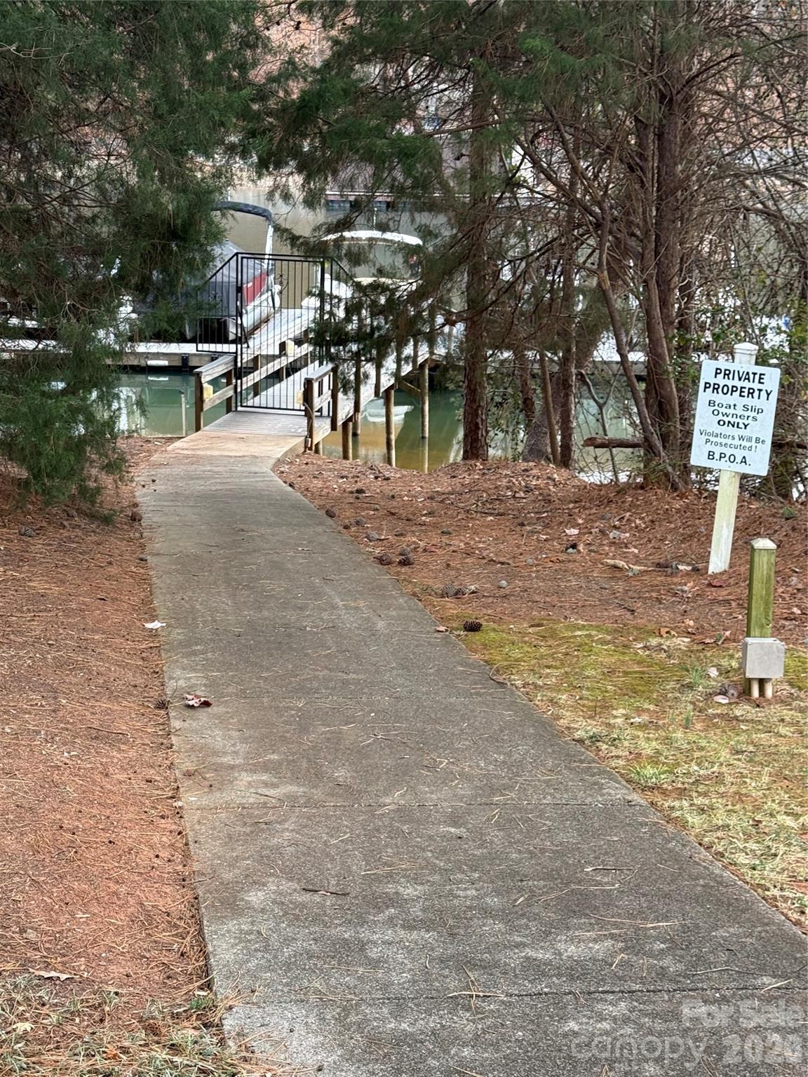 Beacon Pointe - Residential