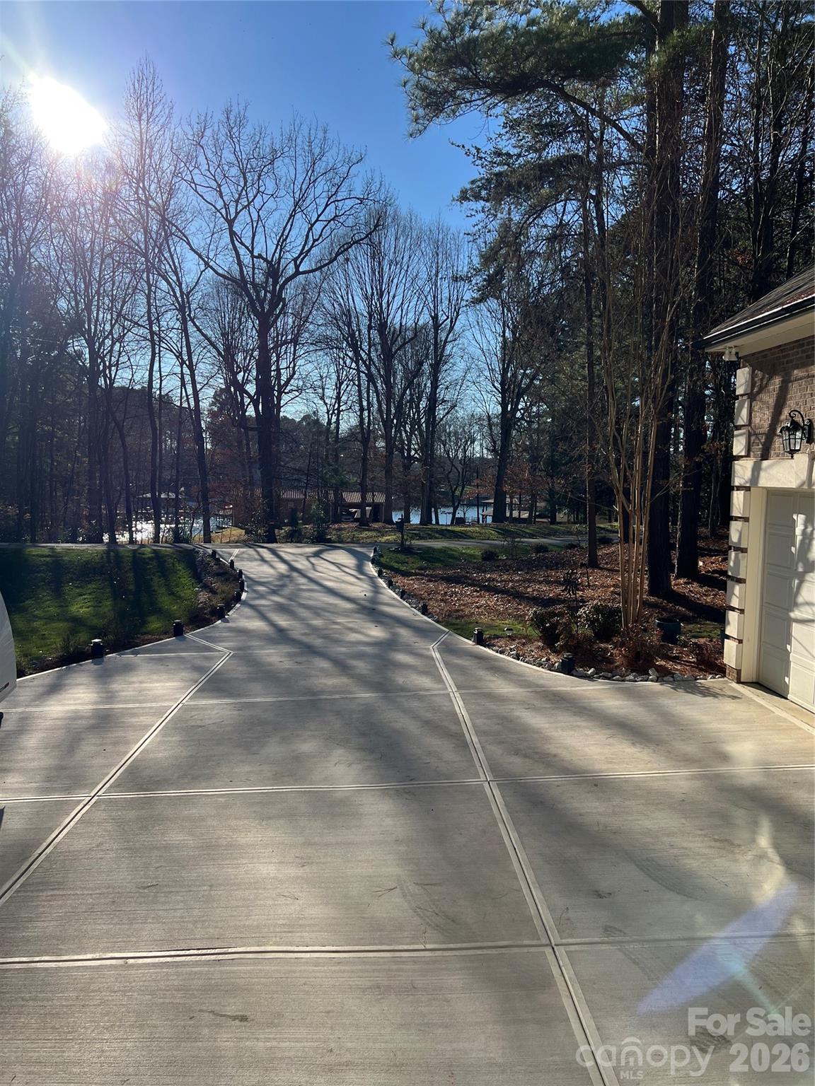 Beacon Pointe - Residential