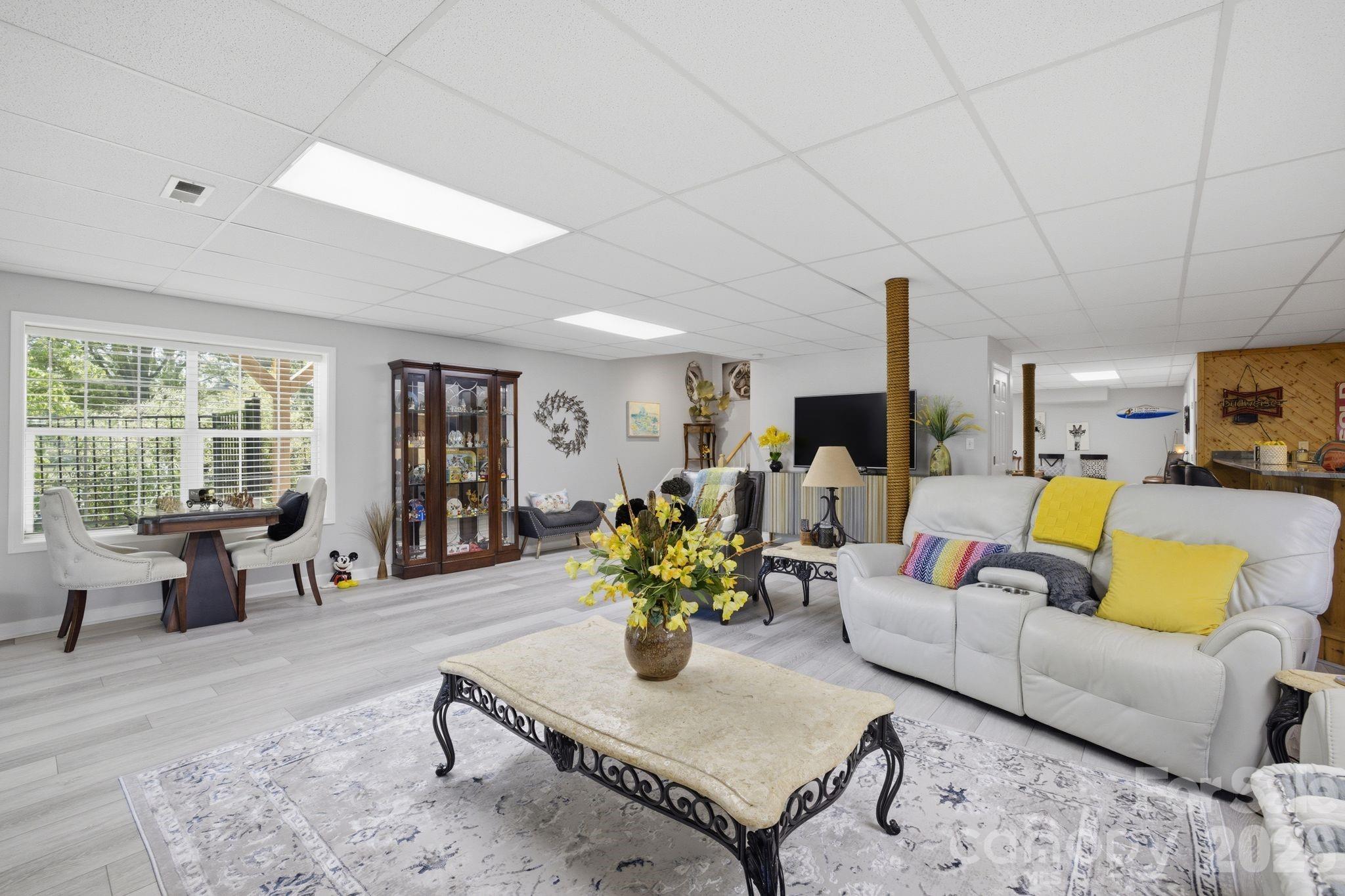 Hickory Point - Residential
