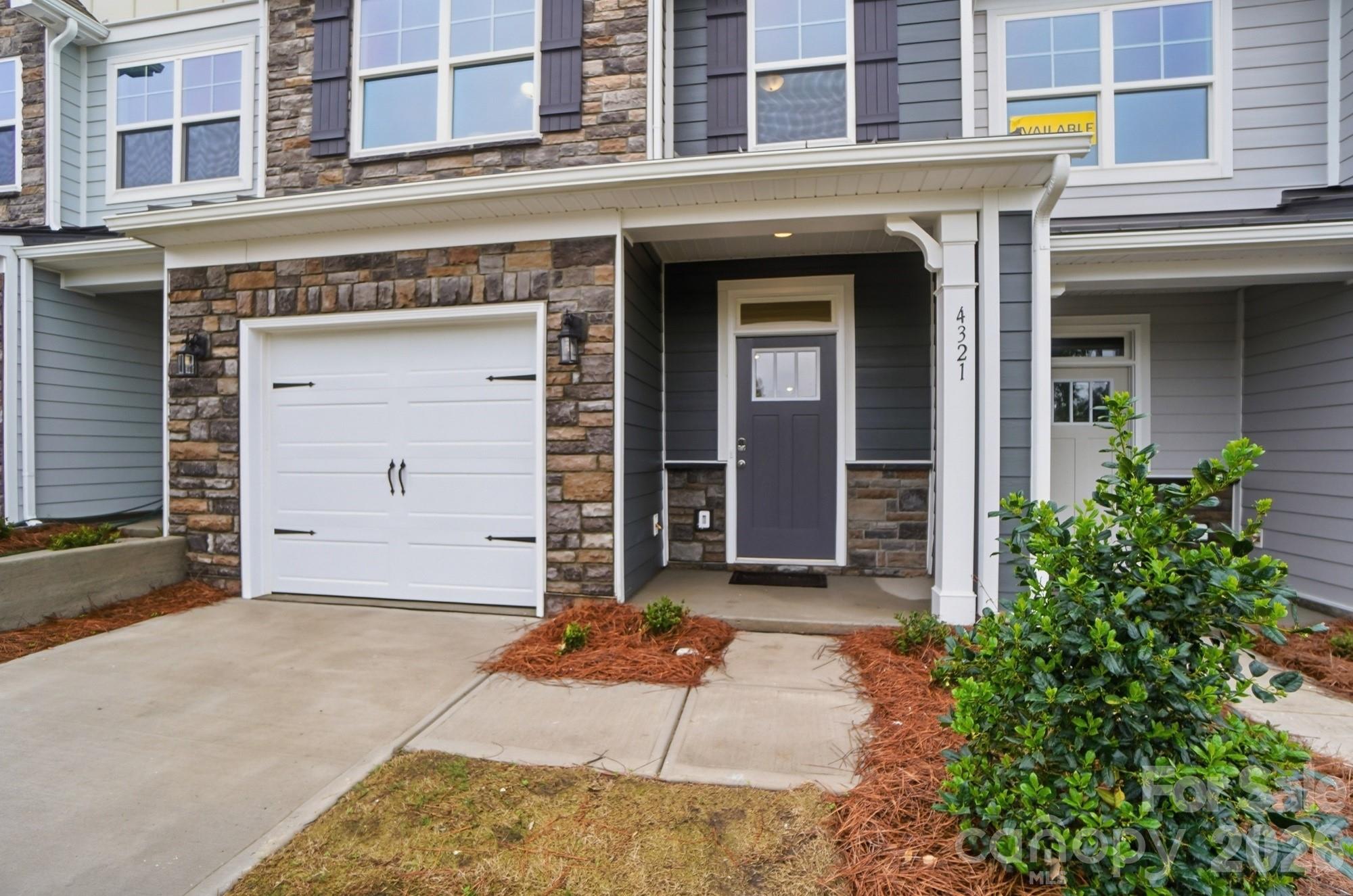 4321 Black Court