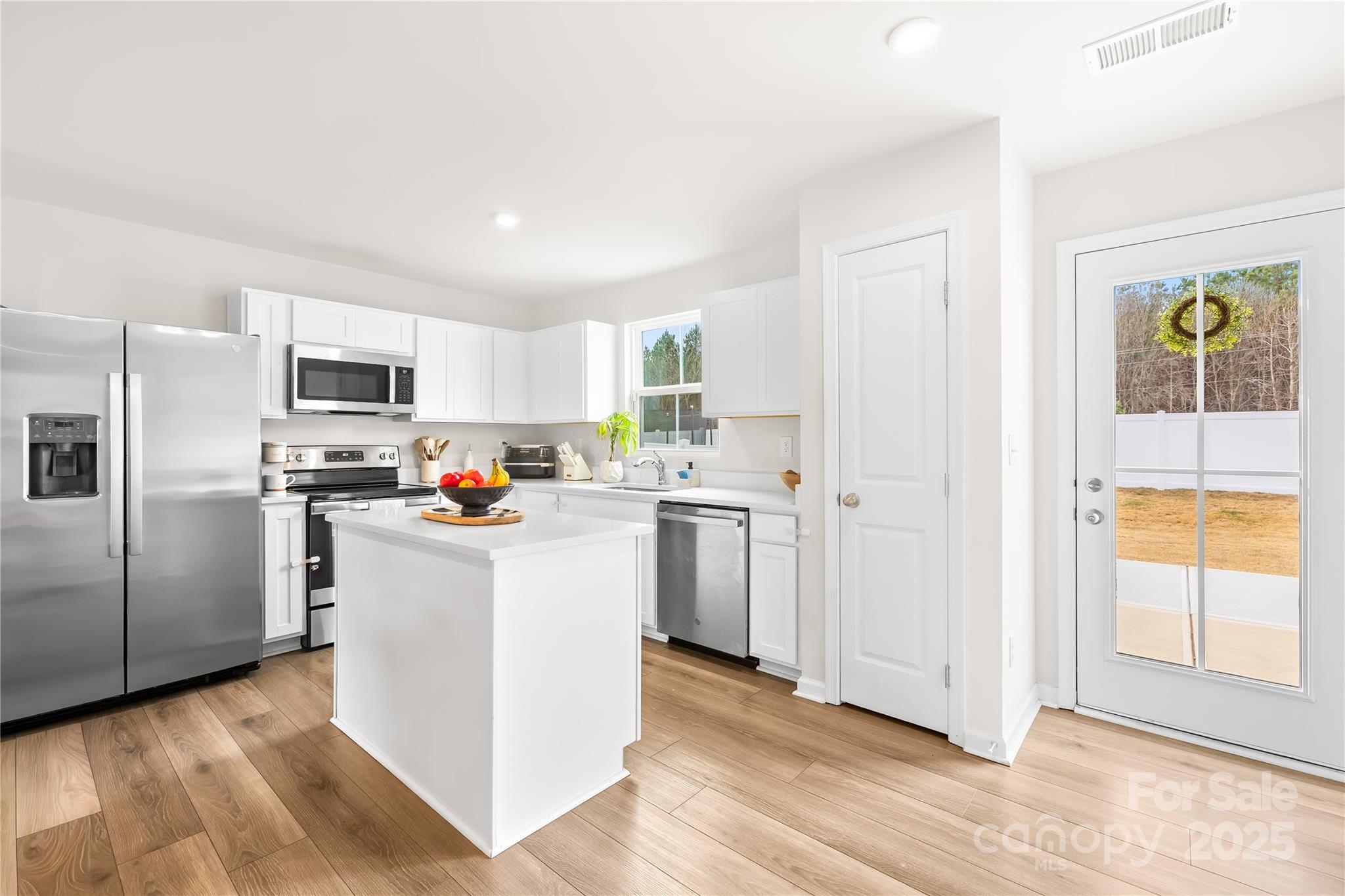 Creekside Grove - Residential