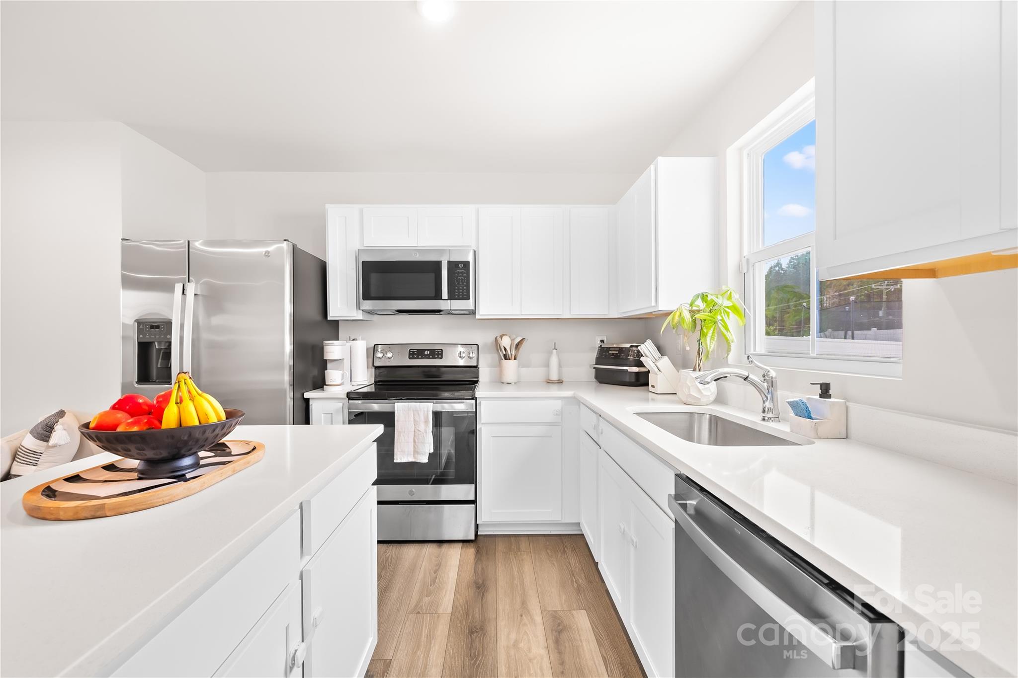 Creekside Grove - Residential