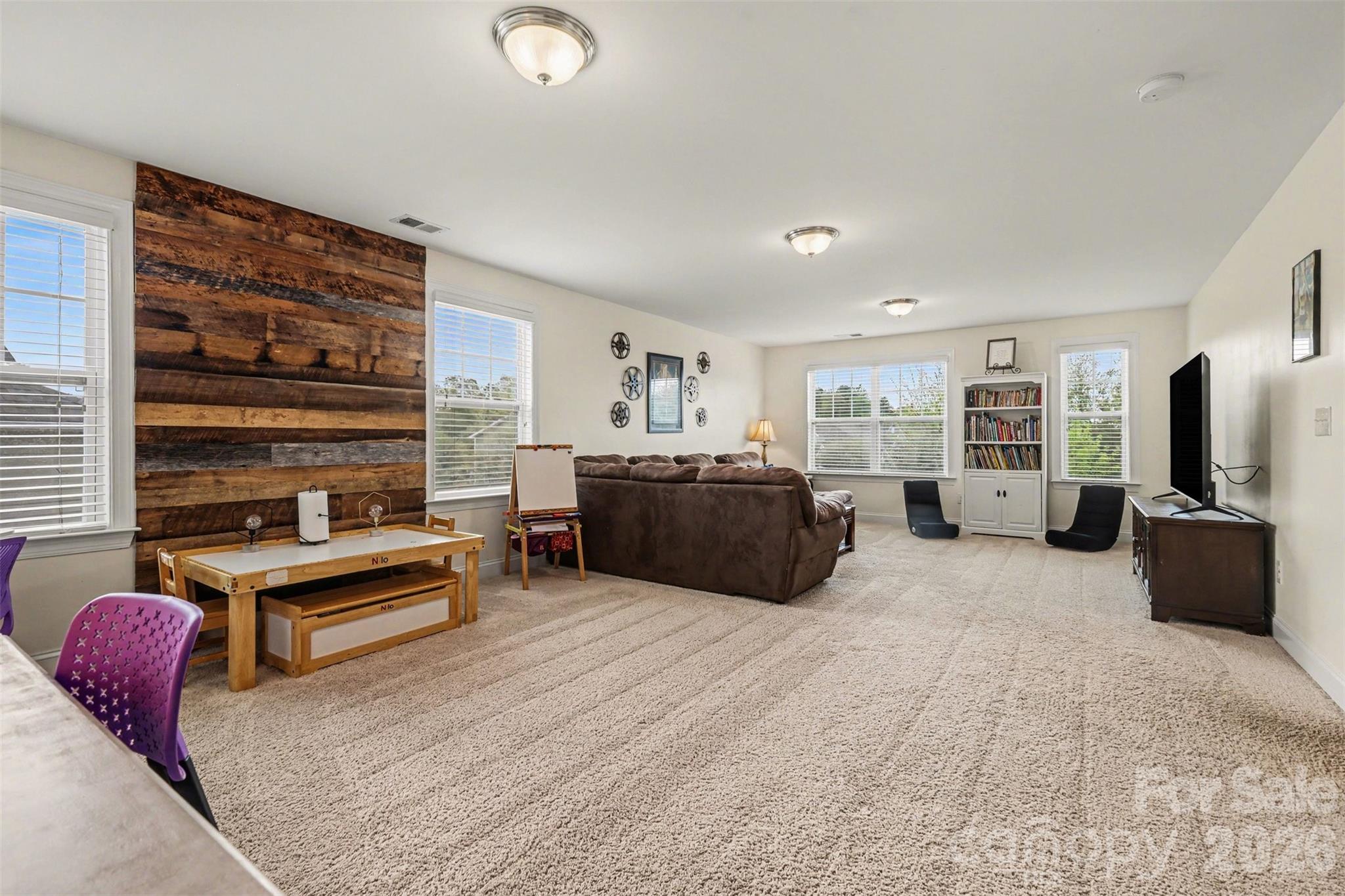 Lake Ridge - Residential