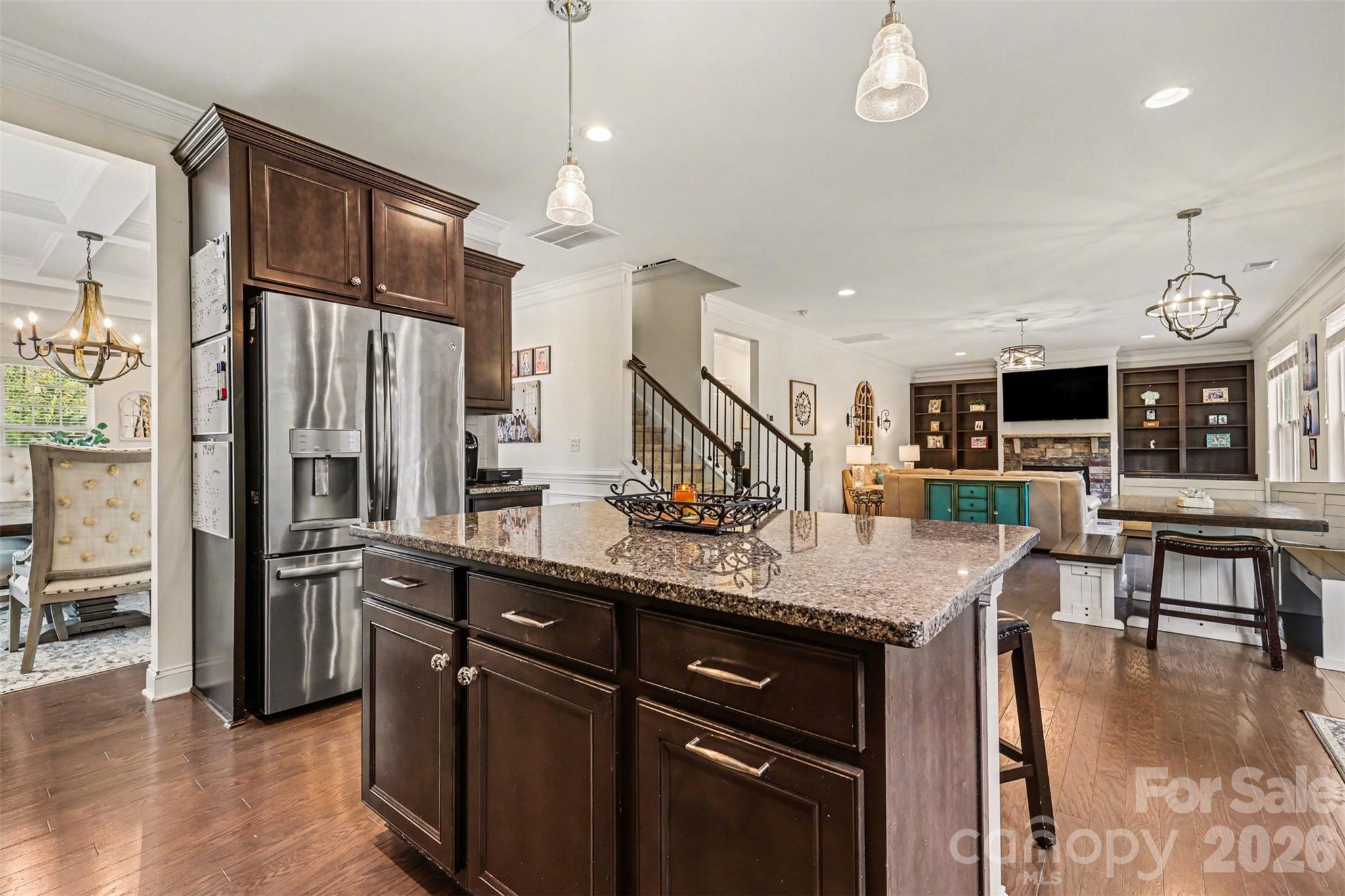 Lake Ridge - Residential