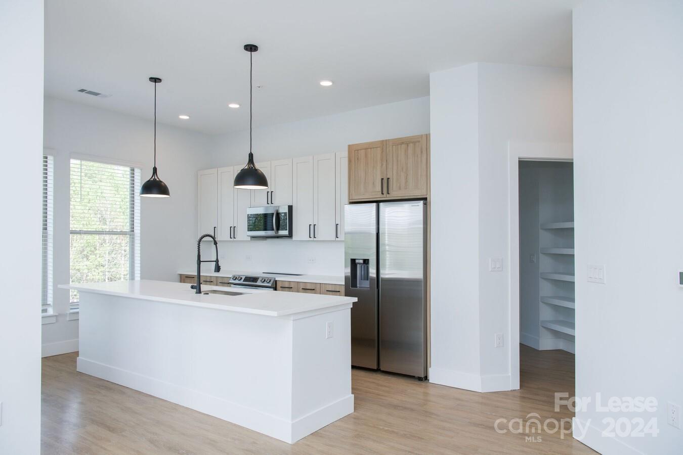 Charlotte, North Carolina 28262, United States, 2 Bedrooms Bedrooms, ,2 BathroomsBathrooms,Residential,Active,52194