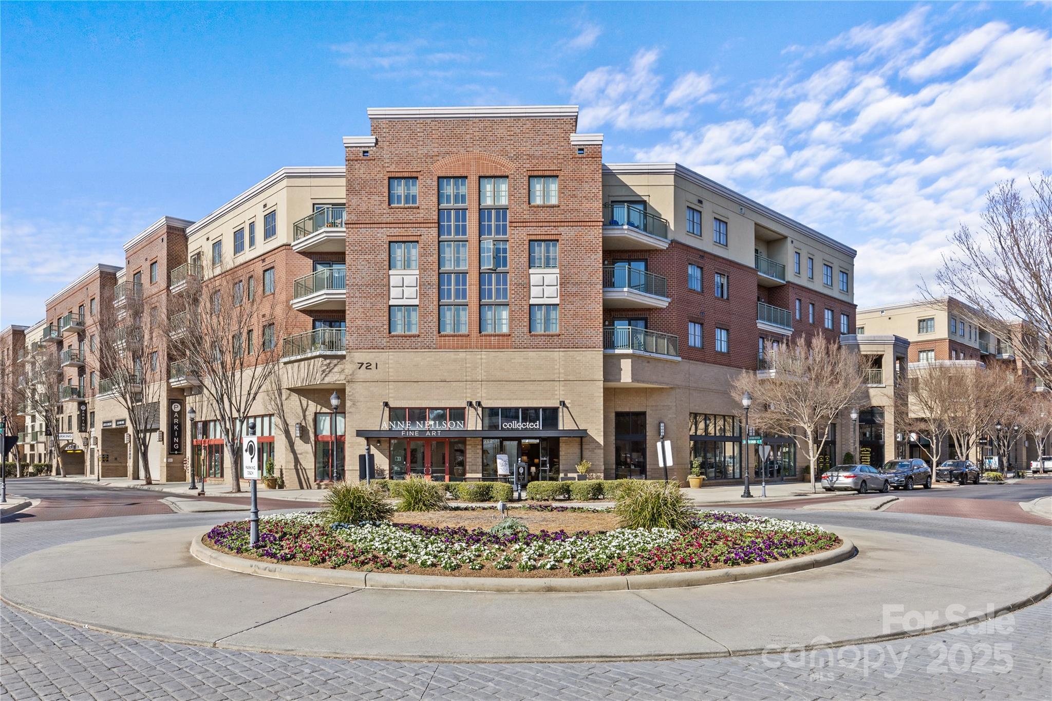 Charlotte, North Carolina 28211, United States, 2 Bedrooms Bedrooms, ,2 BathroomsBathrooms,Residential,Active,76928 Charlotte, North Carolina 28211, United States, 2 Bedrooms Bedrooms, ,2 BathroomsBathrooms,Residential,Active,76928