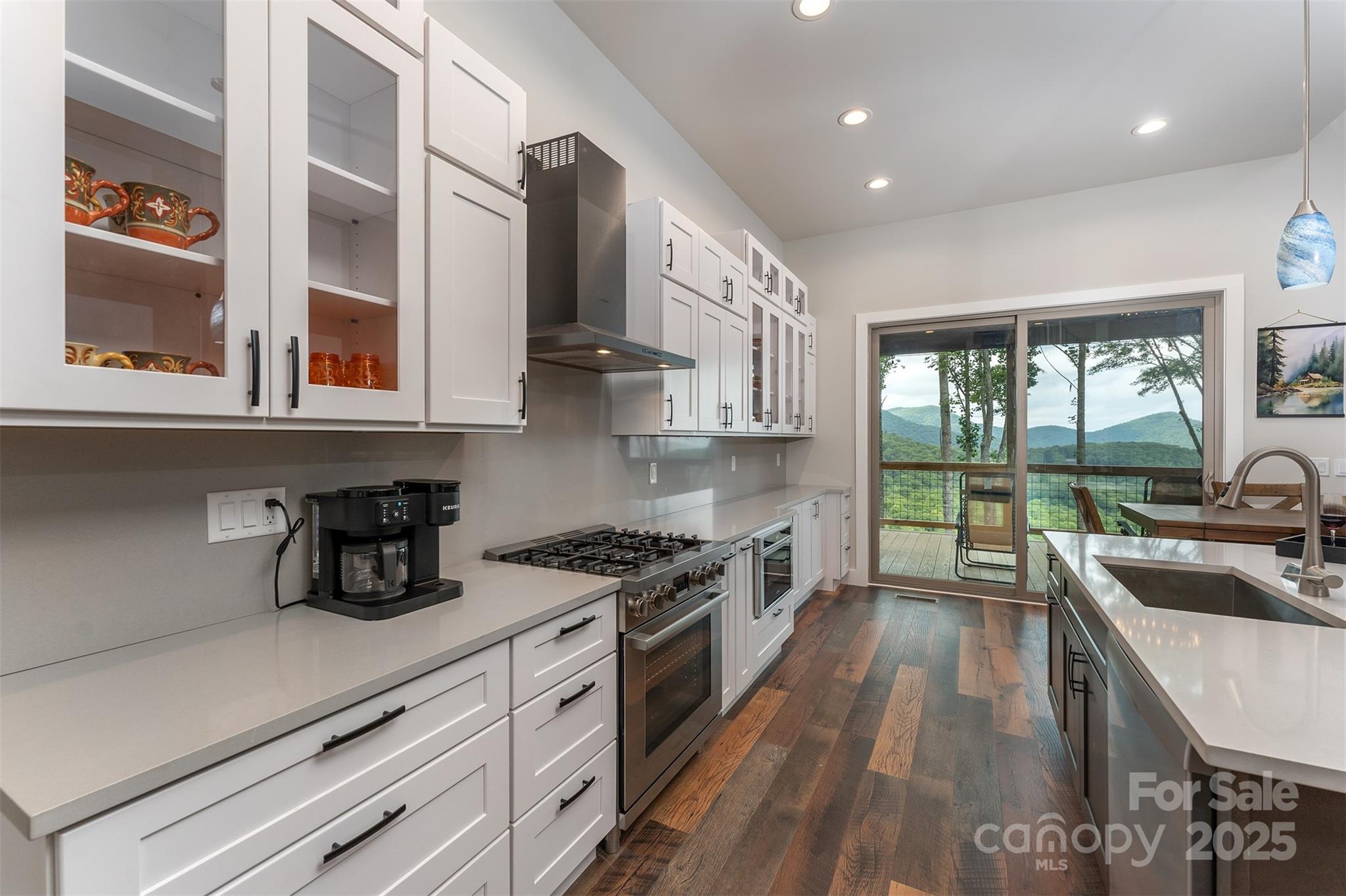 The Ridge Tops of Hawks Nest - Residential