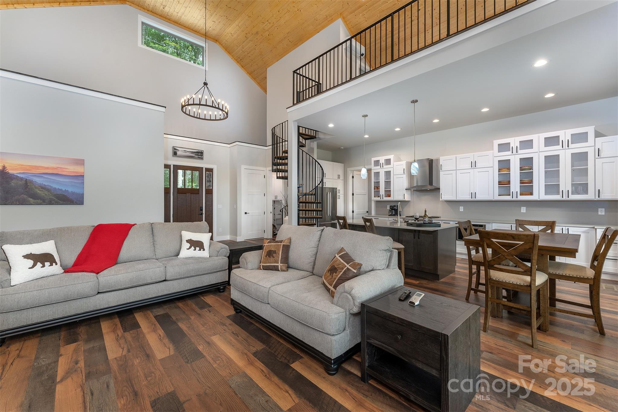 The Ridge Tops of Hawks Nest - Residential