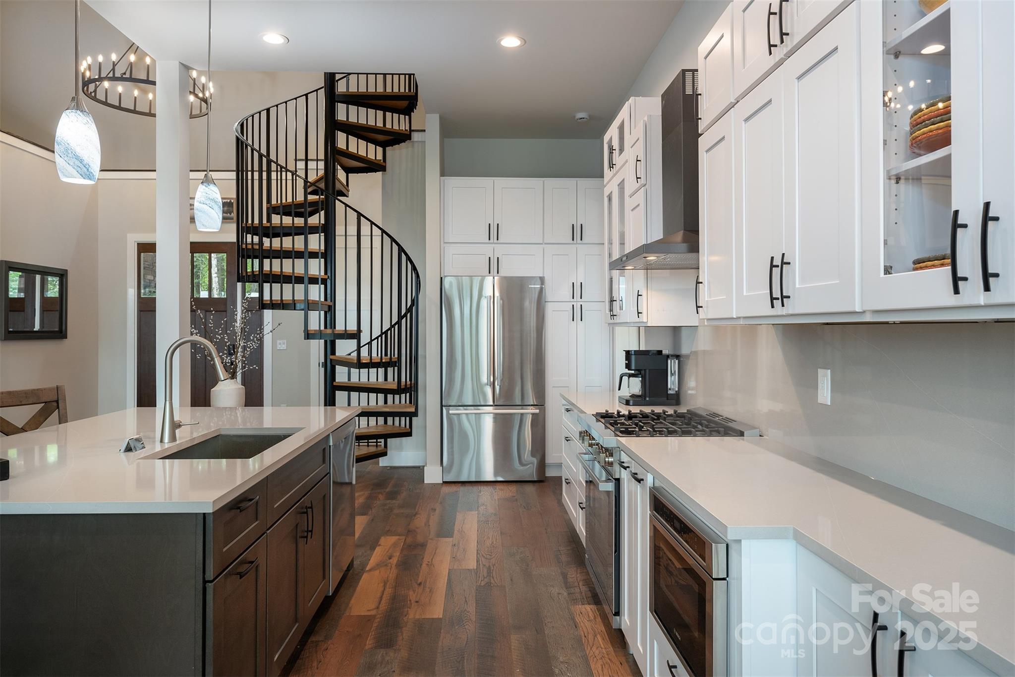 The Ridge Tops of Hawks Nest - Residential