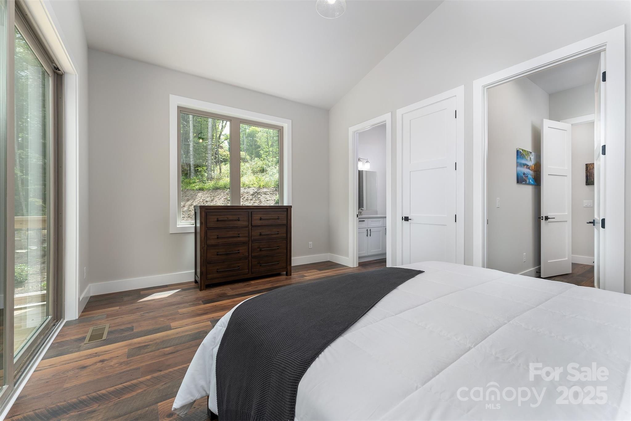 The Ridge Tops of Hawks Nest - Residential