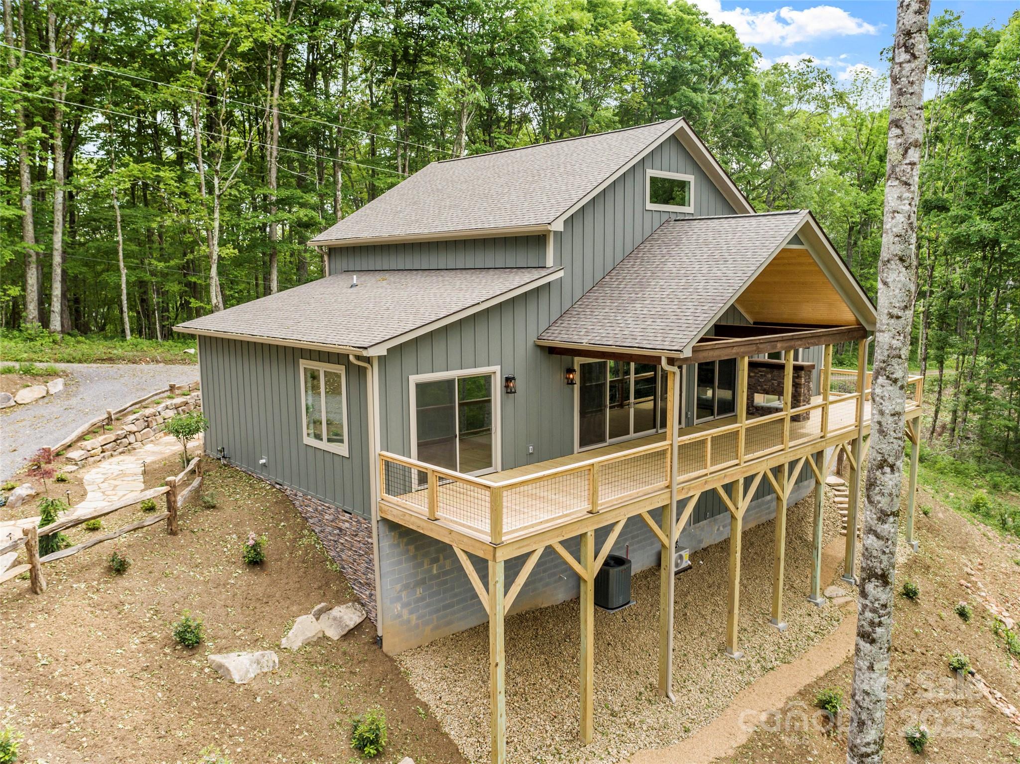 The Ridge Tops of Hawks Nest - Residential