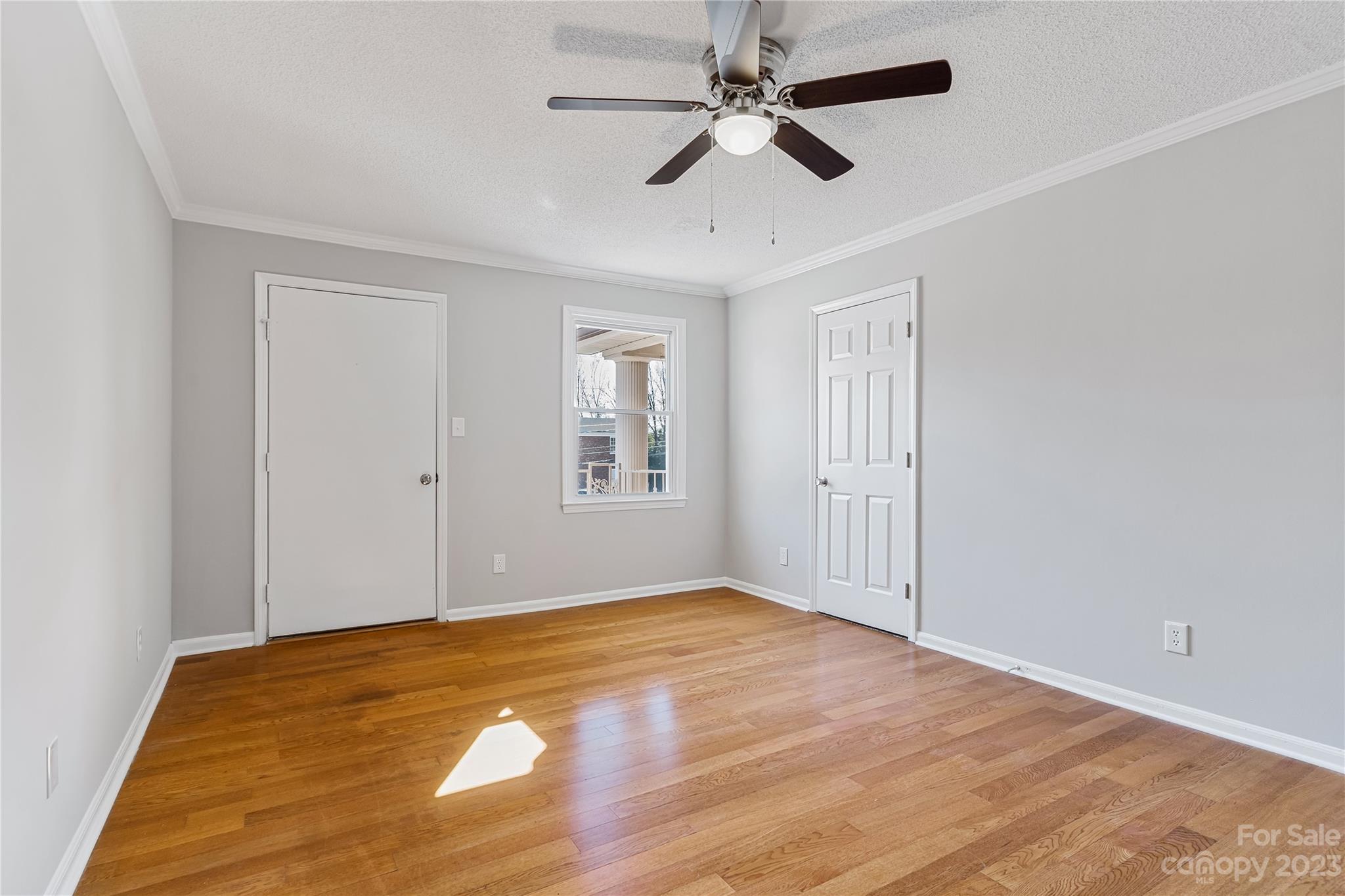 Carriage House - Residential