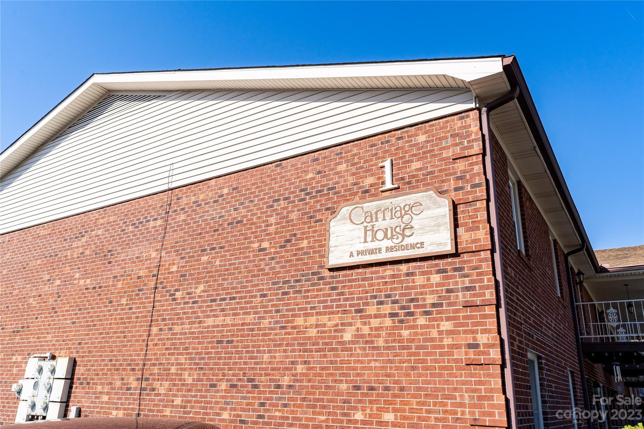 Carriage House - Residential