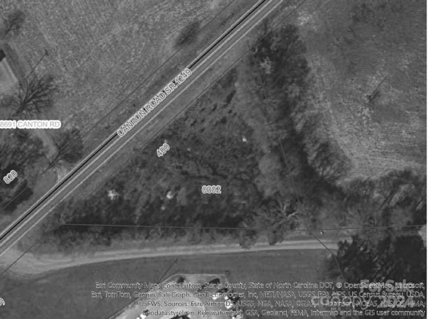 Land has failed a perc test and would need an engineered system.  Owner and/or seller have not tested or had an engineered system quoted.  Price reflects condition.

Seller has not taken possession of property and therefor makes no representation of the condition of the property.  Seller provides due diligence period for buyer to fully inspect property.  Property is sold as is.  Cash only or HARD MONEY buyers only.  All offers need to include a POF or approval letter from a hard money lender, please let seller know buyers preferred attorney and evidence the attorney has experience with this type of transaction.  ALL SHOWINGS NEED TO BE SCHEDULED ON SHOWING TIME - do NOT call listing agent to schedule a showing.  ALL KNOWN INFORMATION IS LISTED ON MLS