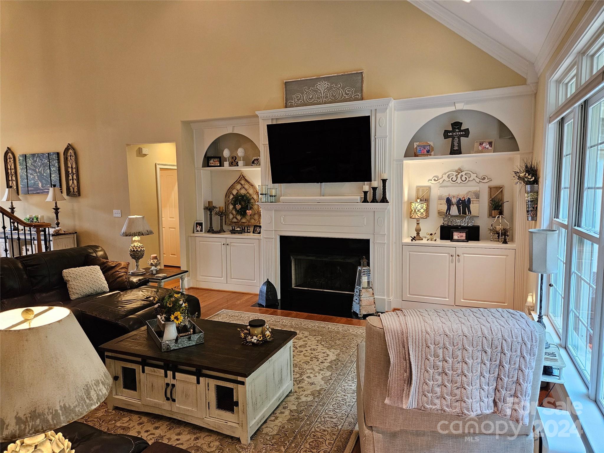 Meadow Lakes - Residential