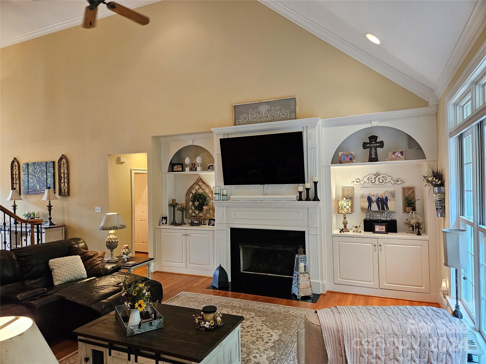 Meadow Lakes - Residential