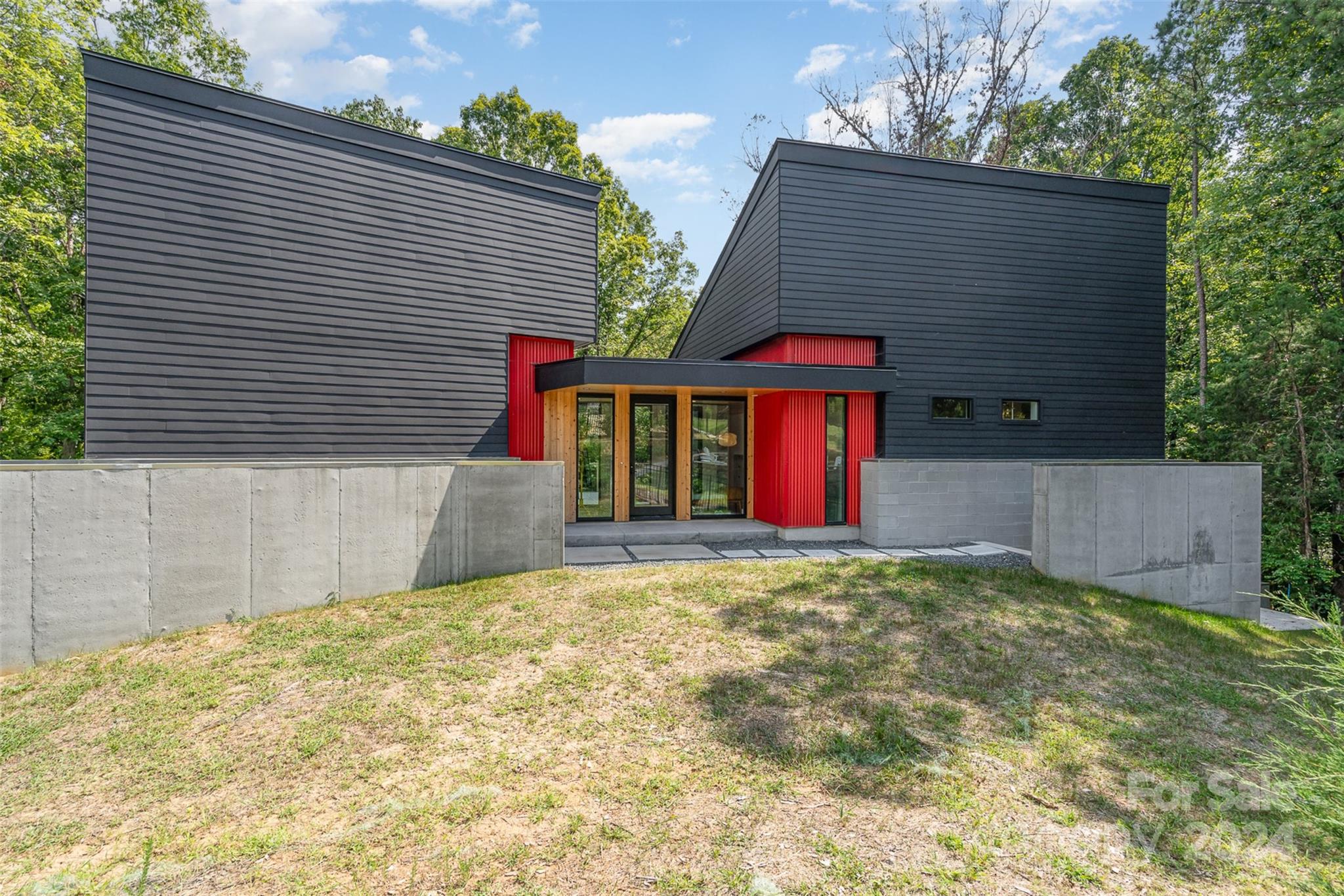 386 Squirrel Lane
