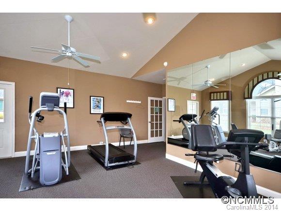 Hamburg Crossing - Residential