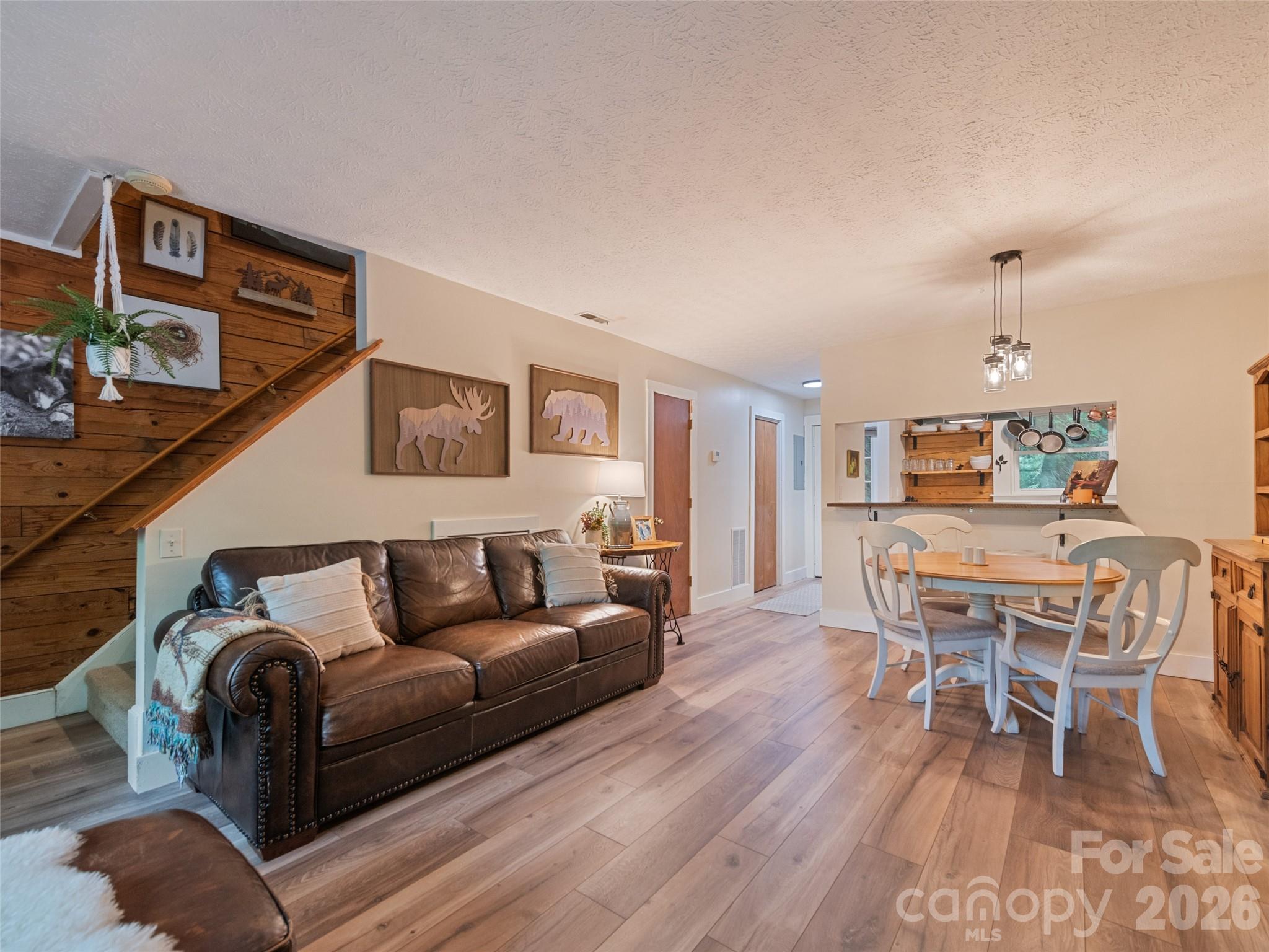 30 Katydid Lane