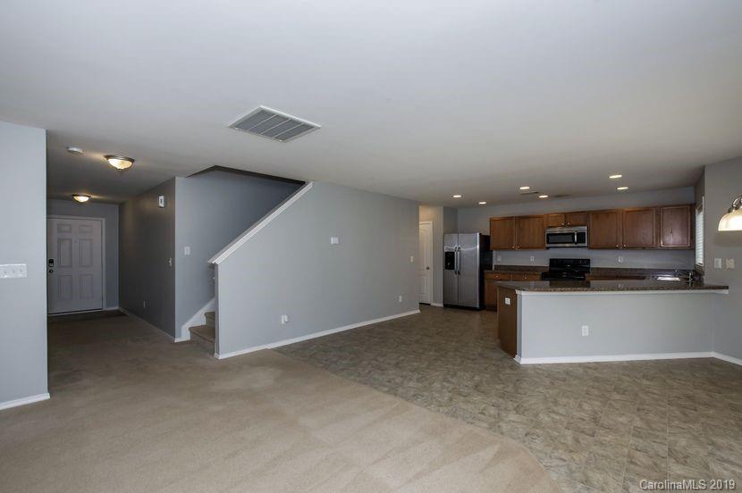 Hamilton Lakes - Residential Lease