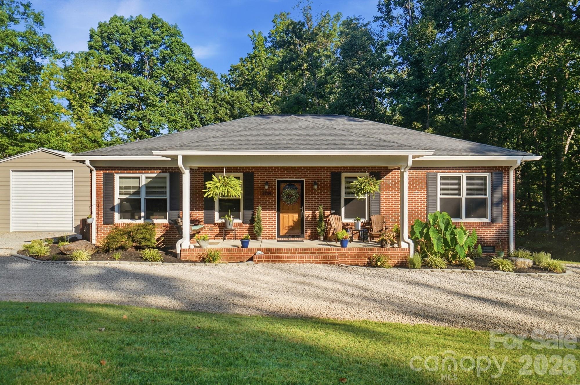 4739 Mountain Island Drive W, Charlotte, NC, 28214