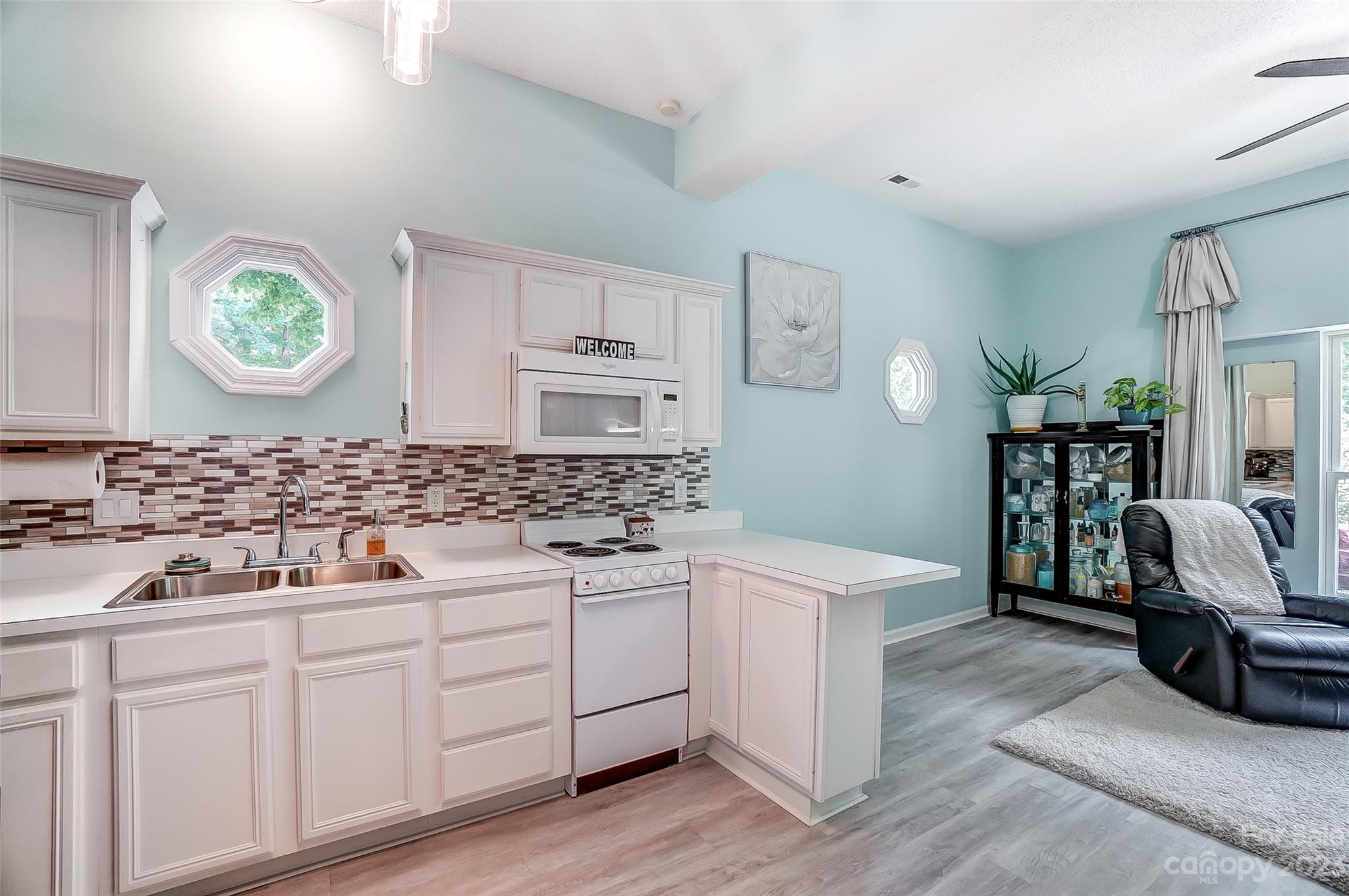 Windward Cove - Residential