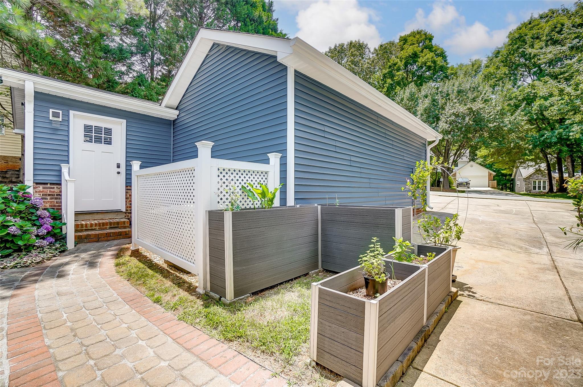 Windward Cove - Residential