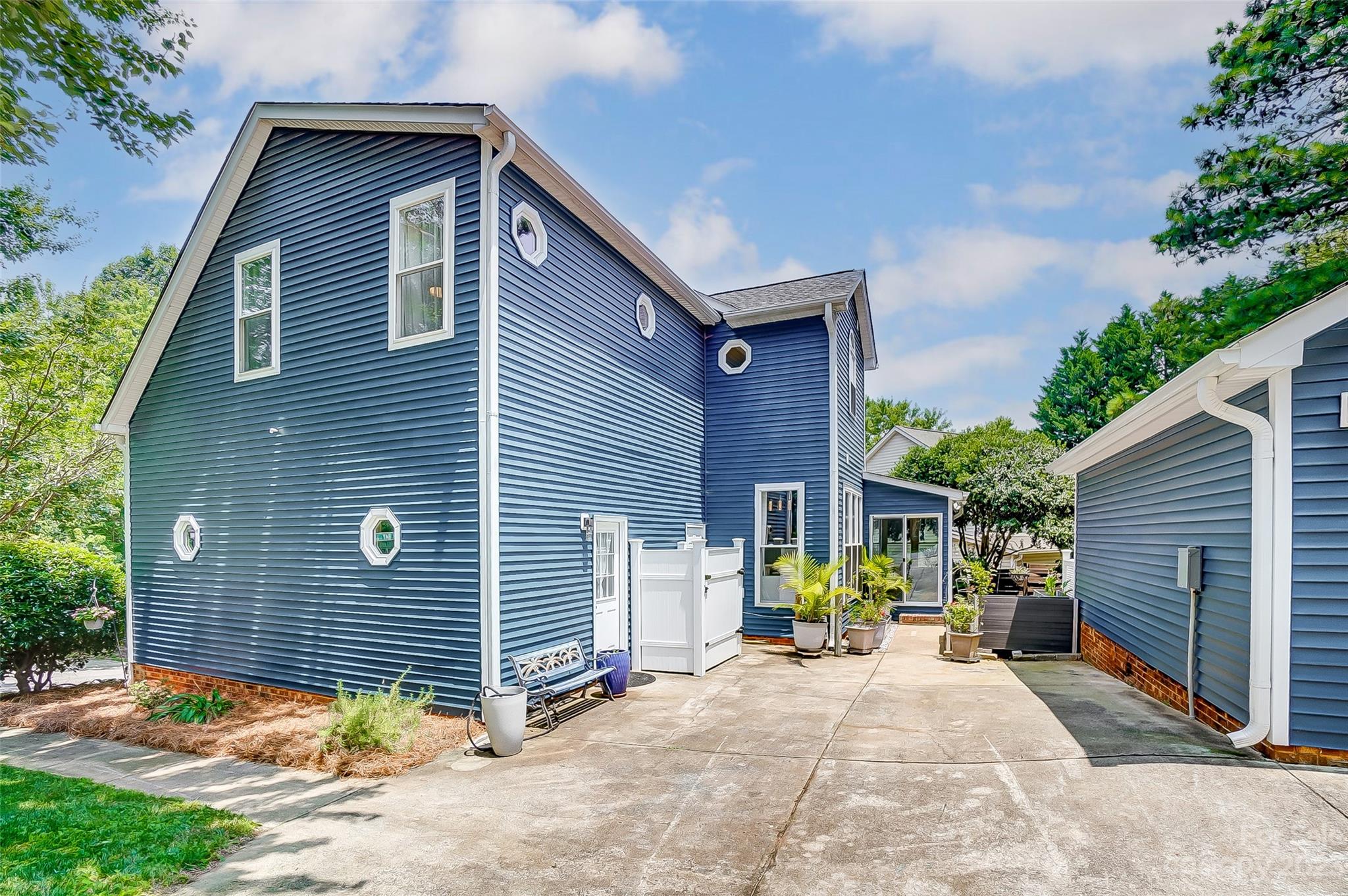 Windward Cove - Residential