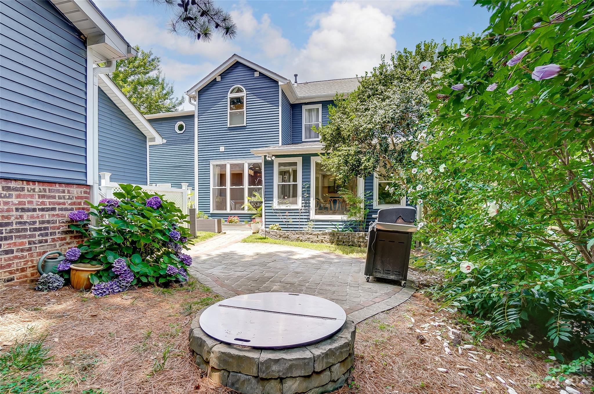 Windward Cove - Residential