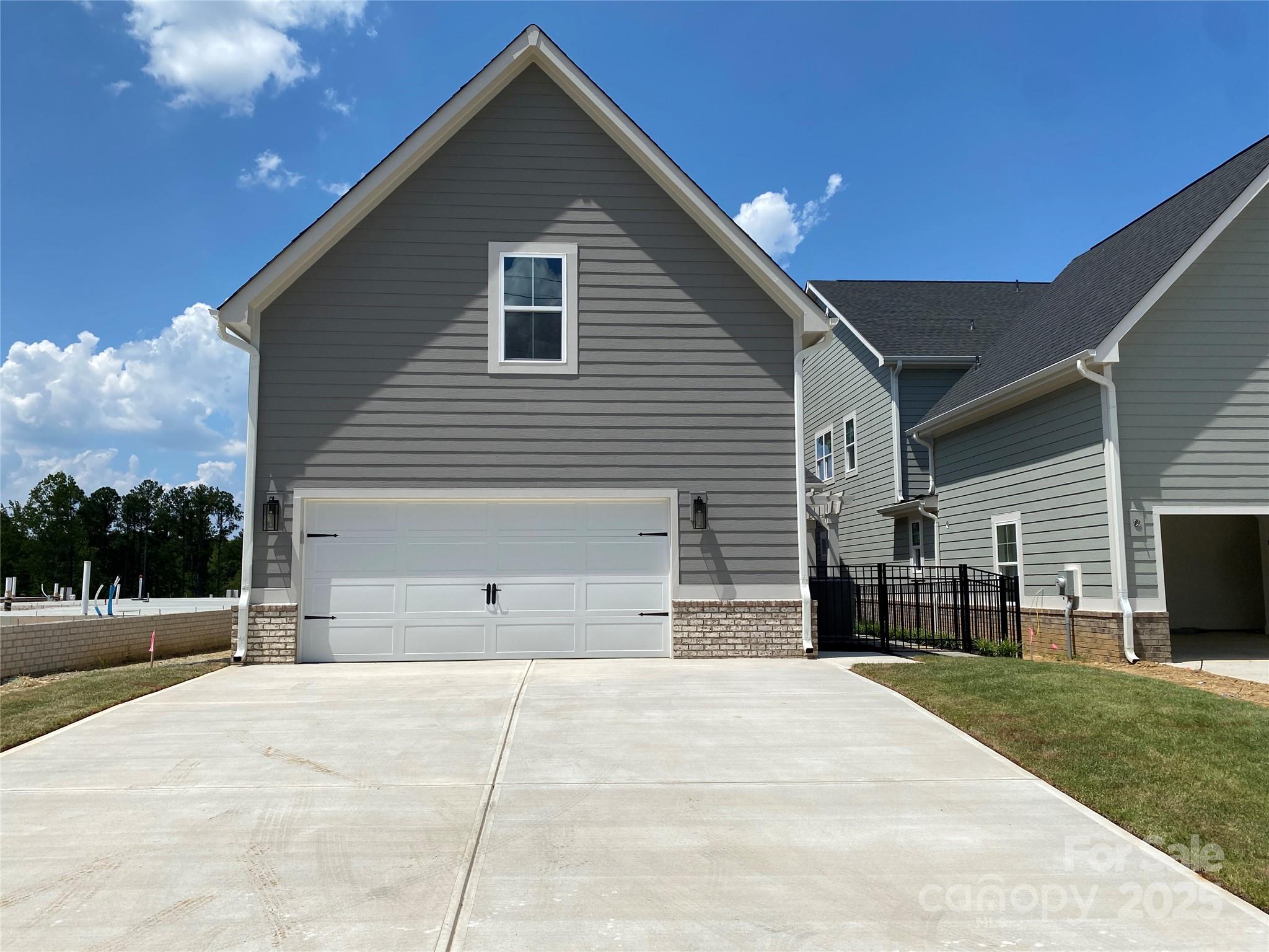 Davidson Woods - Residential