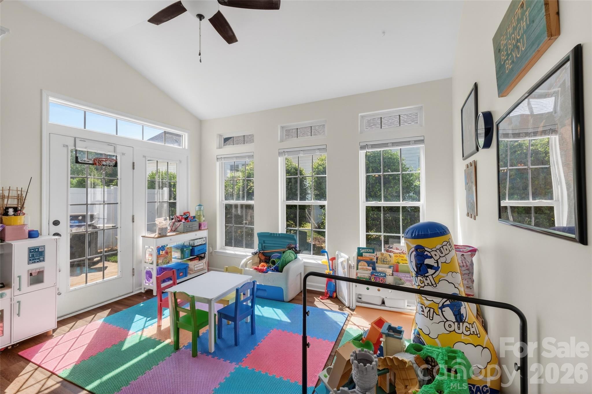 Fairway Townes - Residential